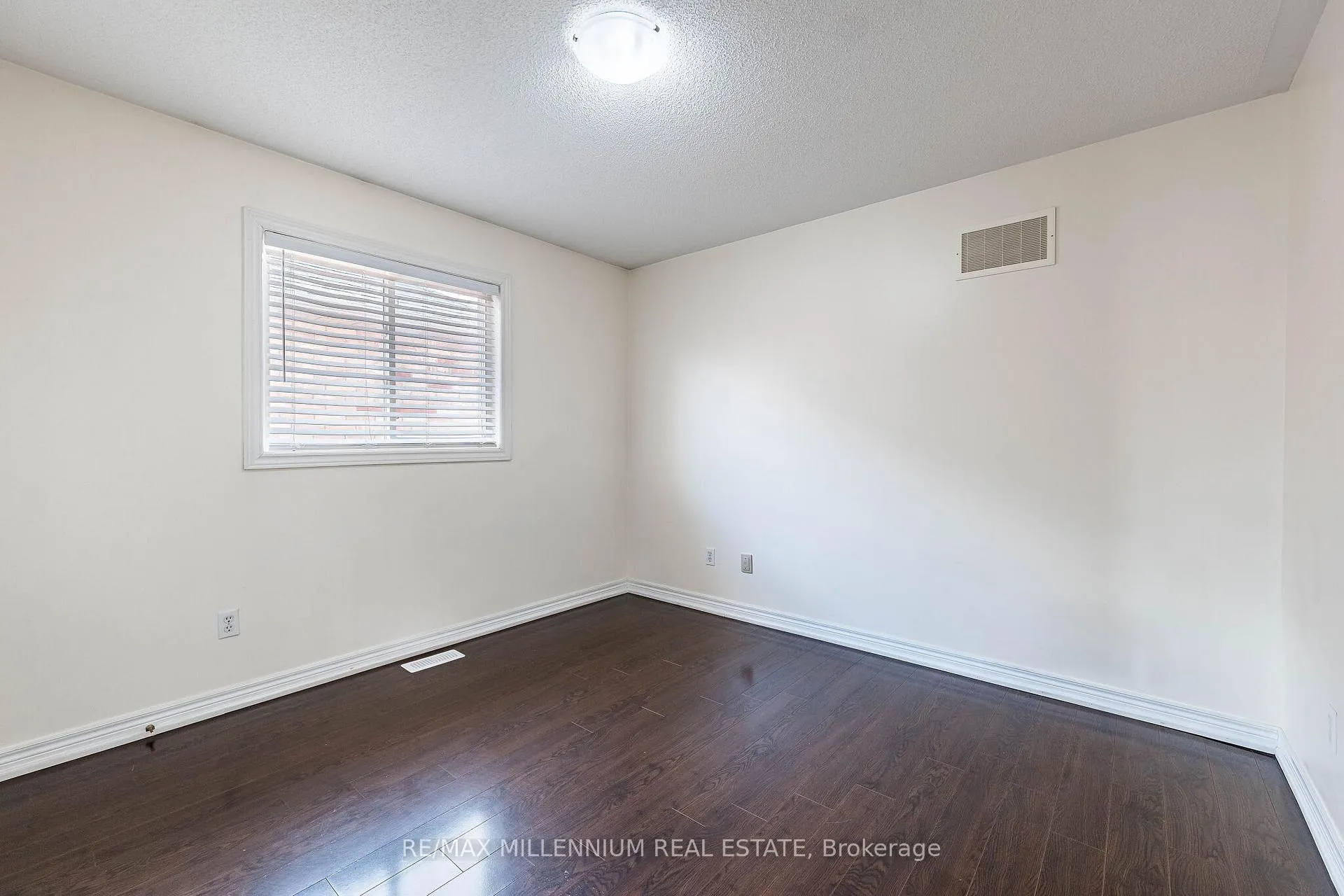 Photo 41 of 14 Vermont Road, Brampton, Fletcher's Meadow — HOMEH