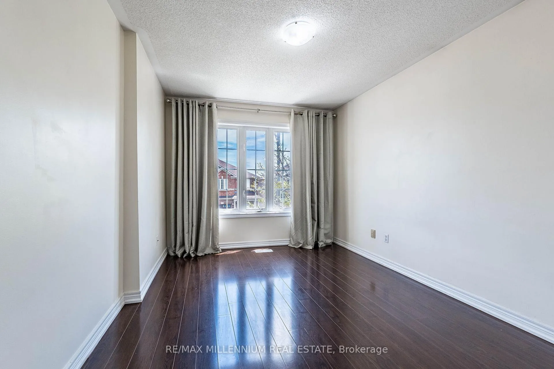 Photo 42 of 14 Vermont Road, Brampton, Fletcher's Meadow — HOMEH