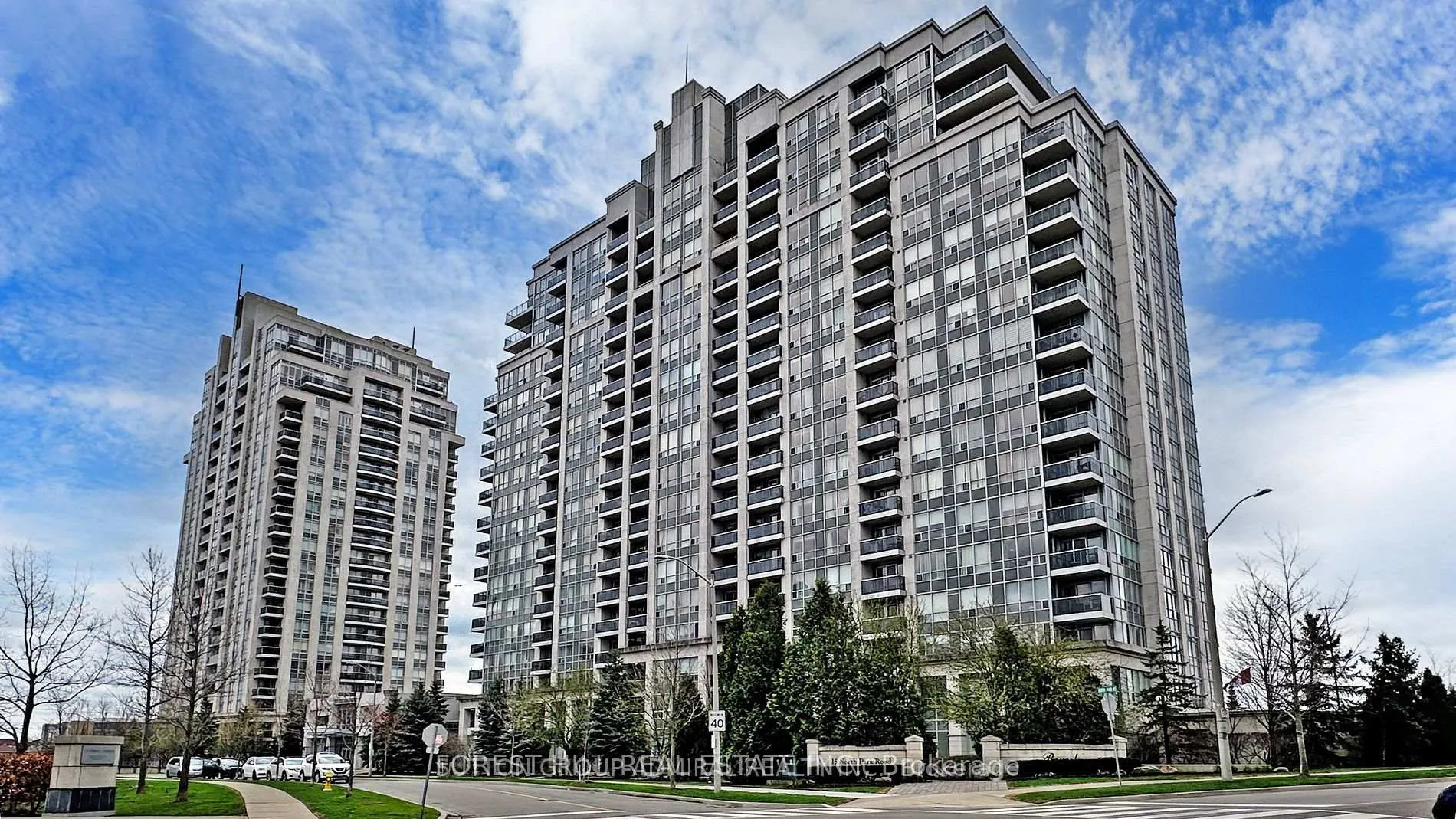 Photo 1 of Unit 1608, 15 North Park Road, Vaughan, Beverley Glen — HOMEH