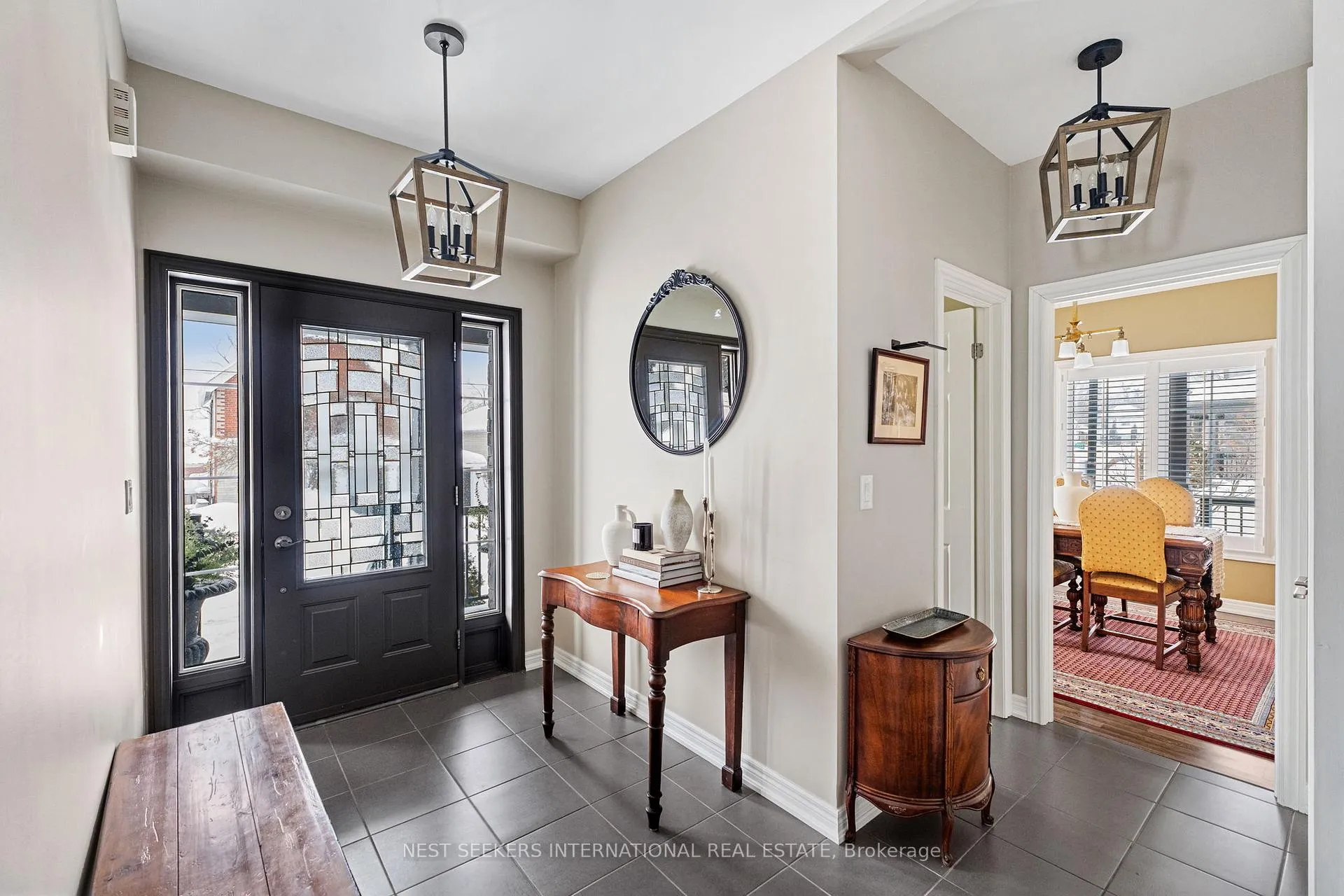 Photo 5 of 2 Forest Heights Crescent, Orillia — HOMEH