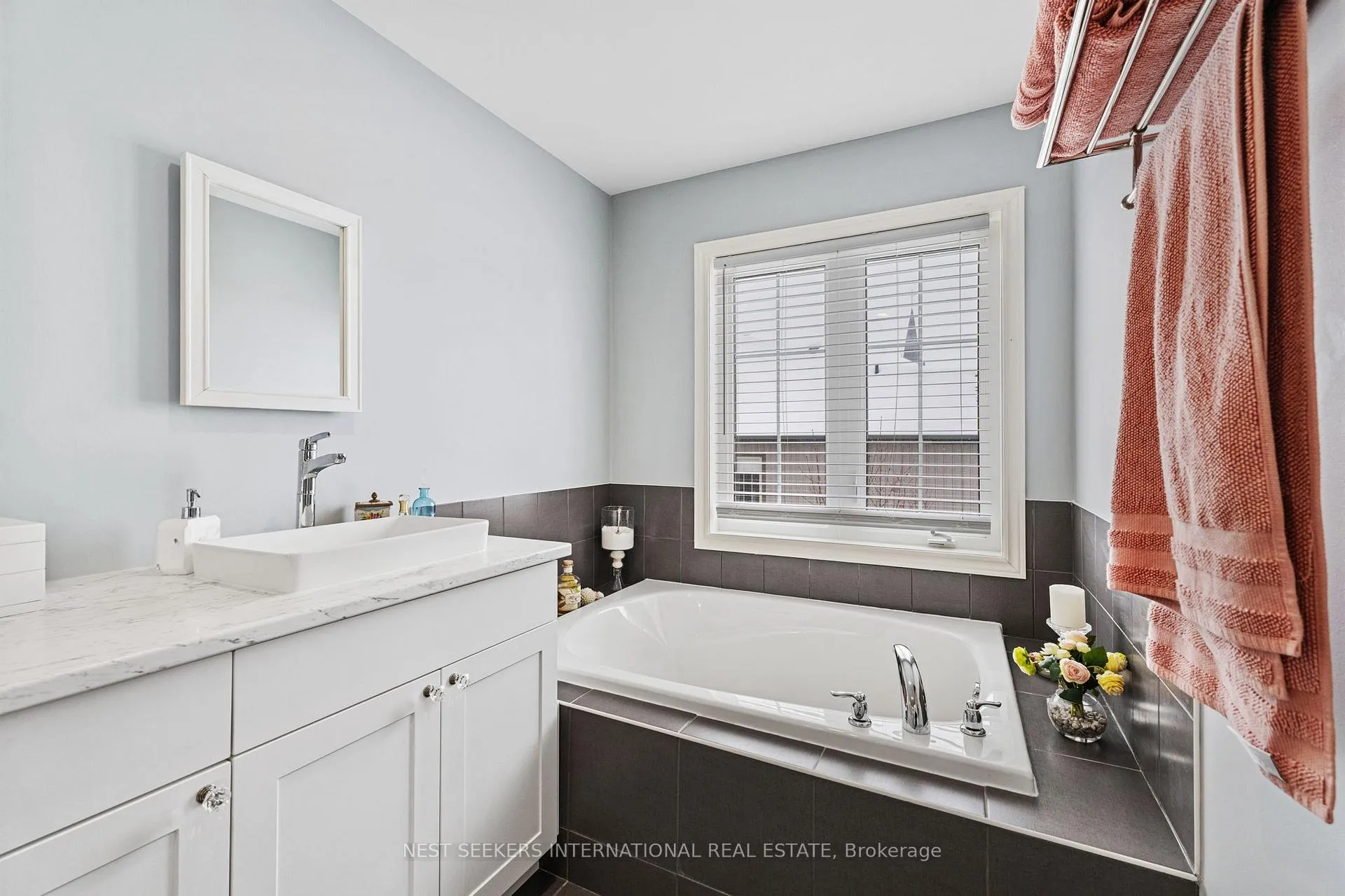 Photo 26 of 2 Forest Heights Crescent, Orillia — HOMEH