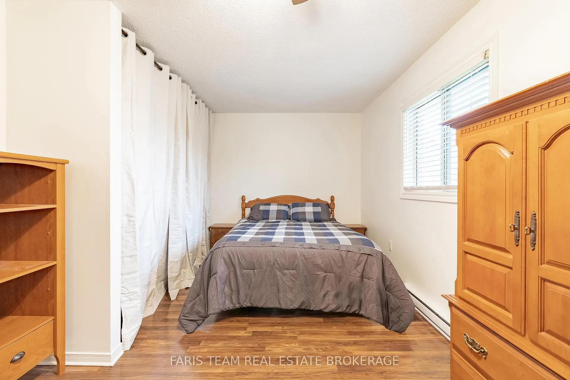 Photo 15 of Unit 3, 19 Meadow Lane, Barrie, Ardagh — HOMEH