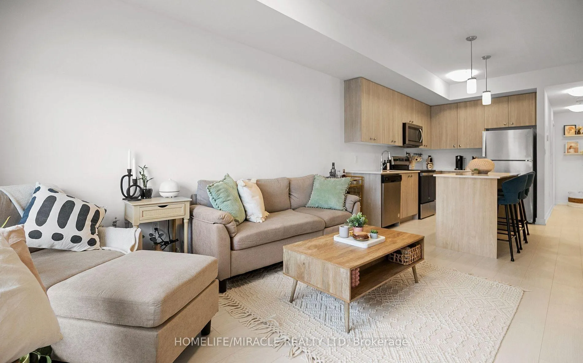 Photo 25 of Unit C2, 10 Palace Street, Kitchener, Laurentian Hills — HOMEH