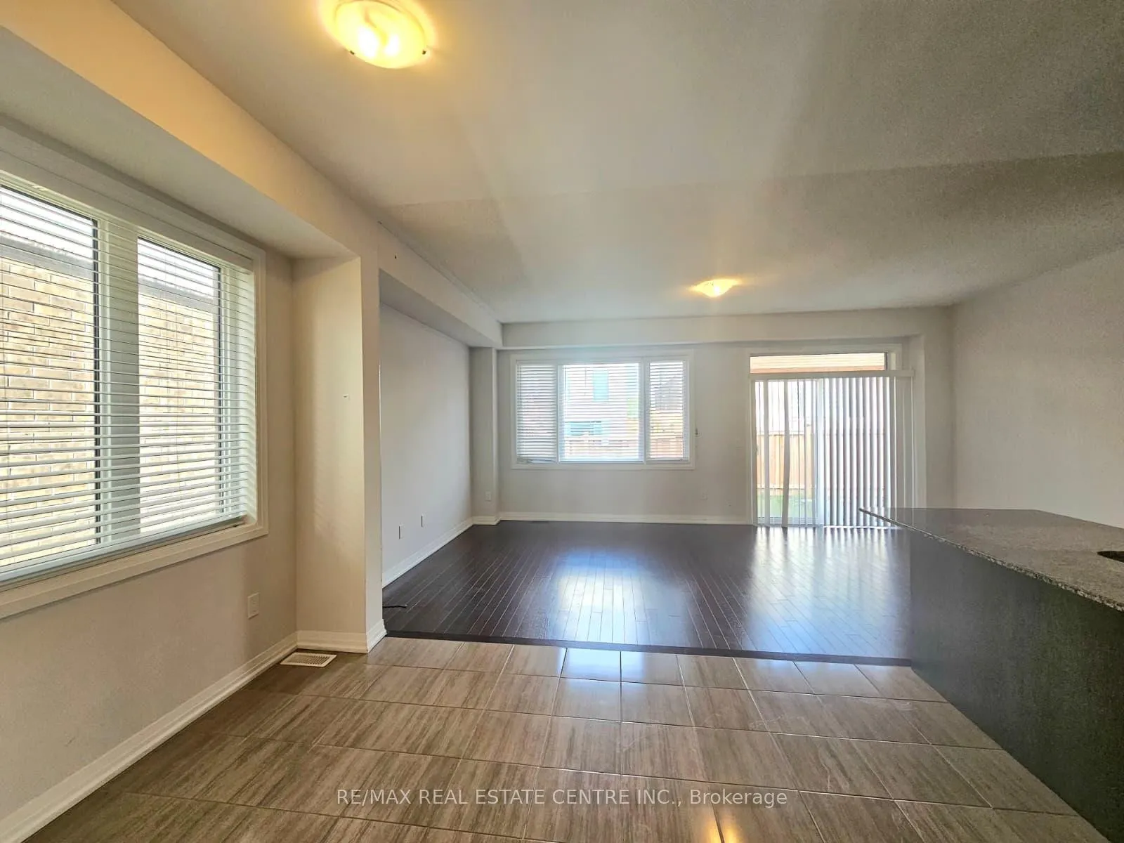 Photo 3 of 109 Freedom Crescent, Hamilton, Mount Hope — HOMEH