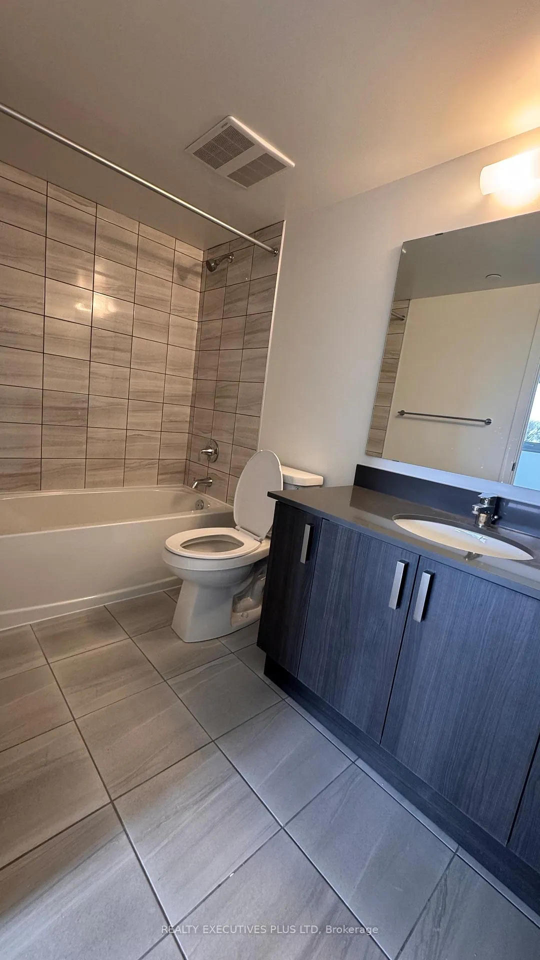 Photo 8 of Unit 310, 1010 Sandy Beach Road, Pickering, Bay Ridges — HOMEH