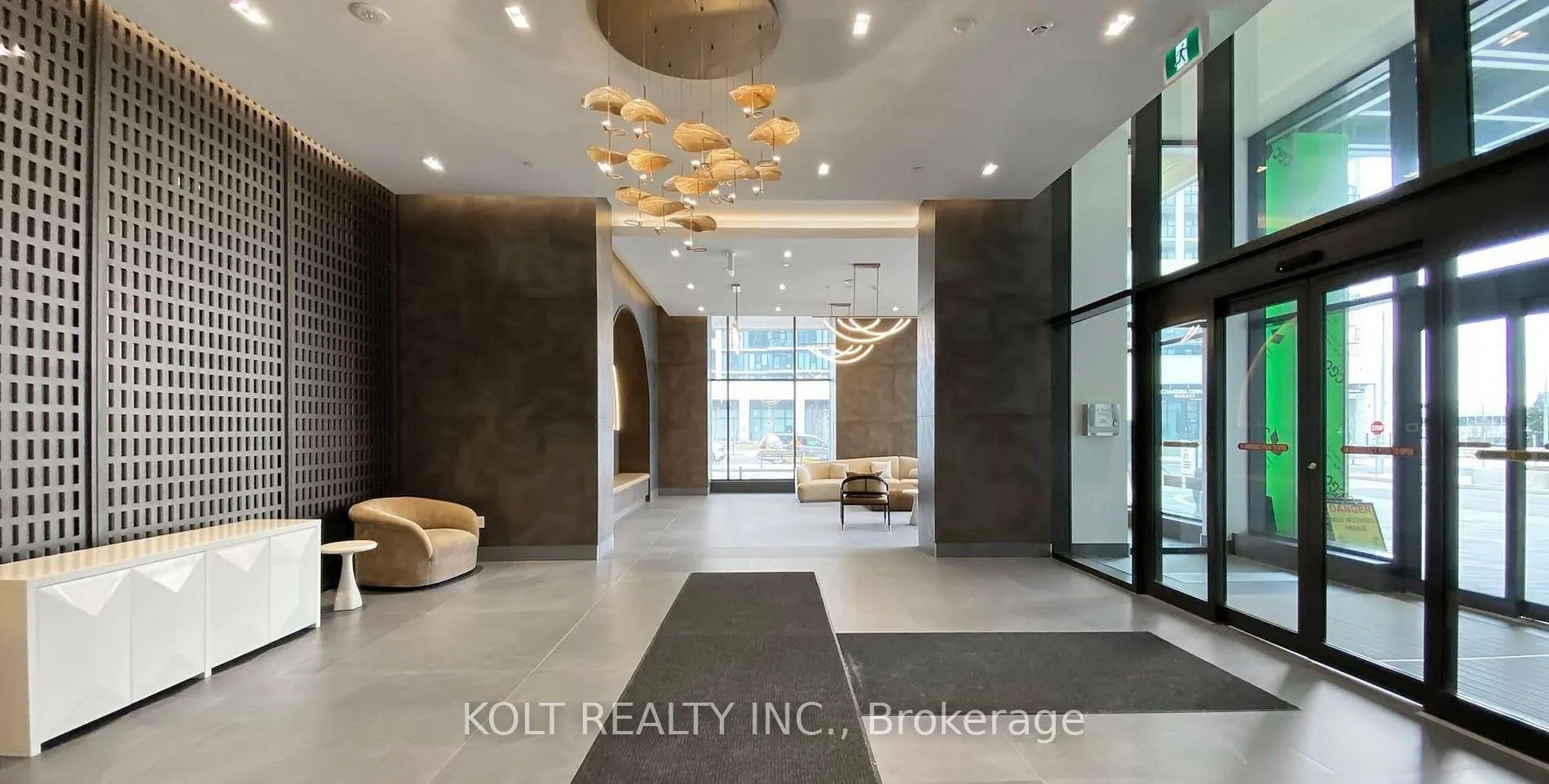 Photo 4 of Unit 802, 27 Korda Gate, Vaughan, Vellore Village — HOMEH
