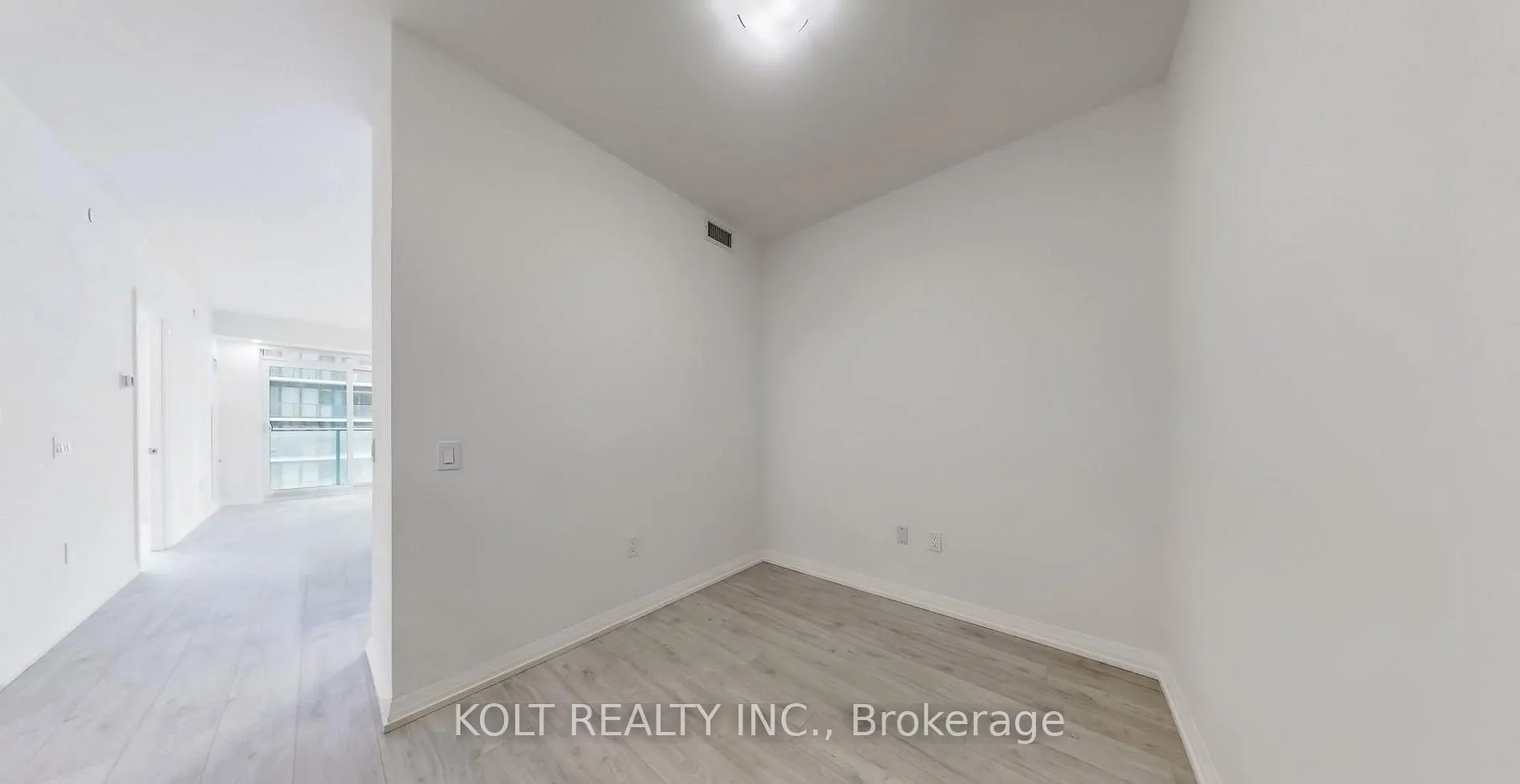 Photo 13 of Unit 802, 27 Korda Gate, Vaughan, Vellore Village — HOMEH