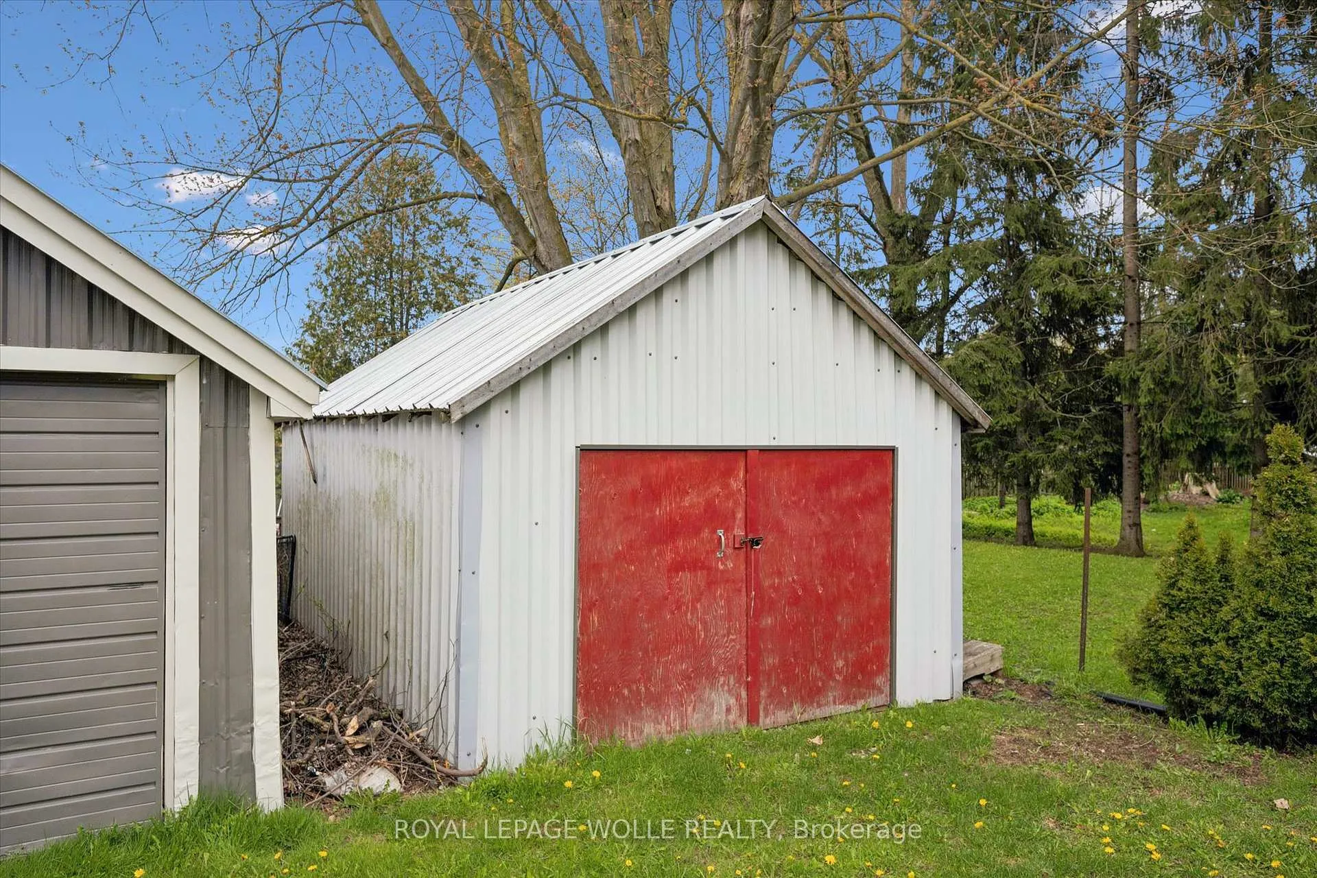 Photo 31 of 50 Main Street E, Mapleton, Rural Mapleton — HOMEH