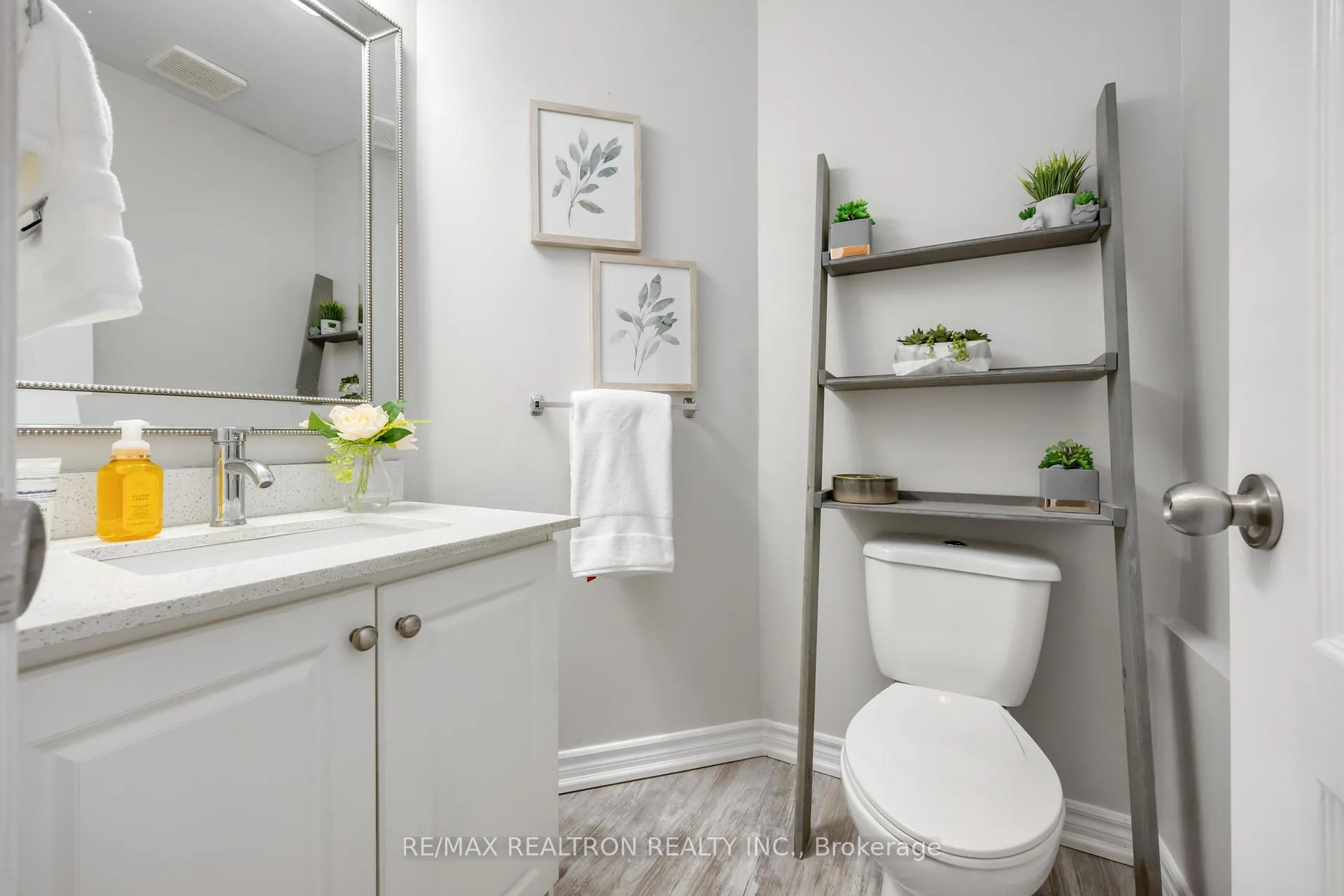 Photo 12 of 308 Elderberry Street, Orangeville — HOMEH