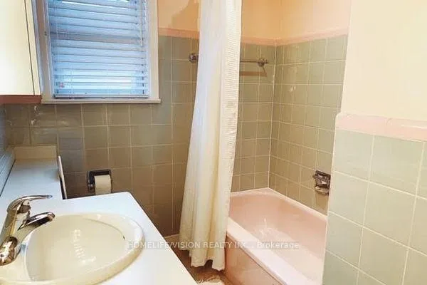 Photo 21 of Unit Main, 19 Danube Drive, Scarborough, Wexford-Maryvale — HOMEH
