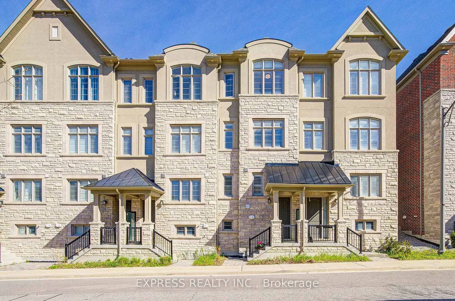Photo 1 of 12 Royal Aberdeen Road, Markham, Angus Glen — HOMEH