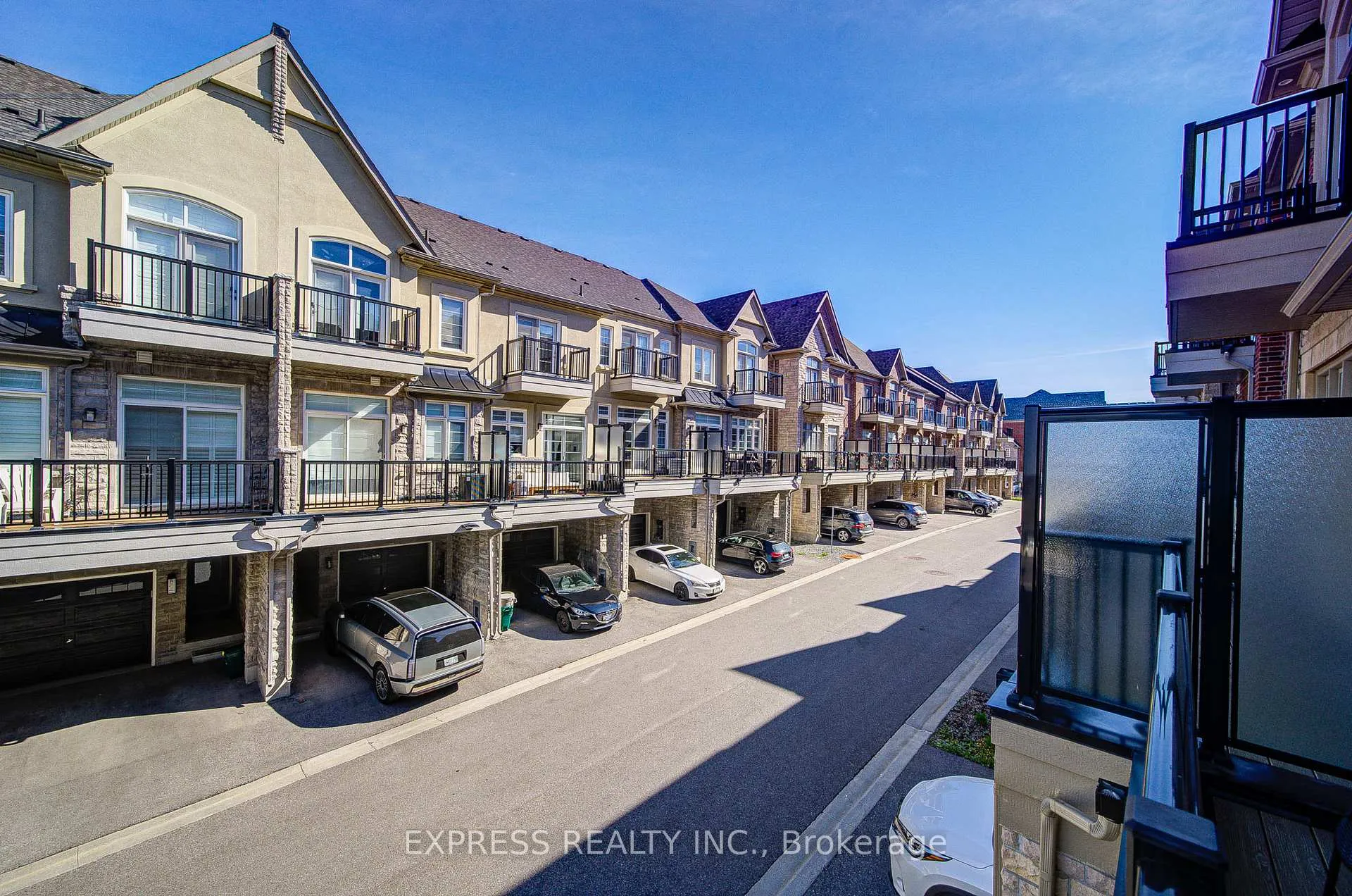 Photo 30 of 12 Royal Aberdeen Road, Markham, Angus Glen — HOMEH