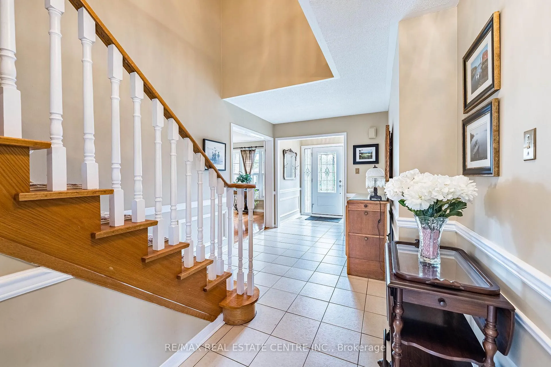 Photo 20 of 19 Mossbank Drive, Brampton, Fletcher's Creek South — HOMEH