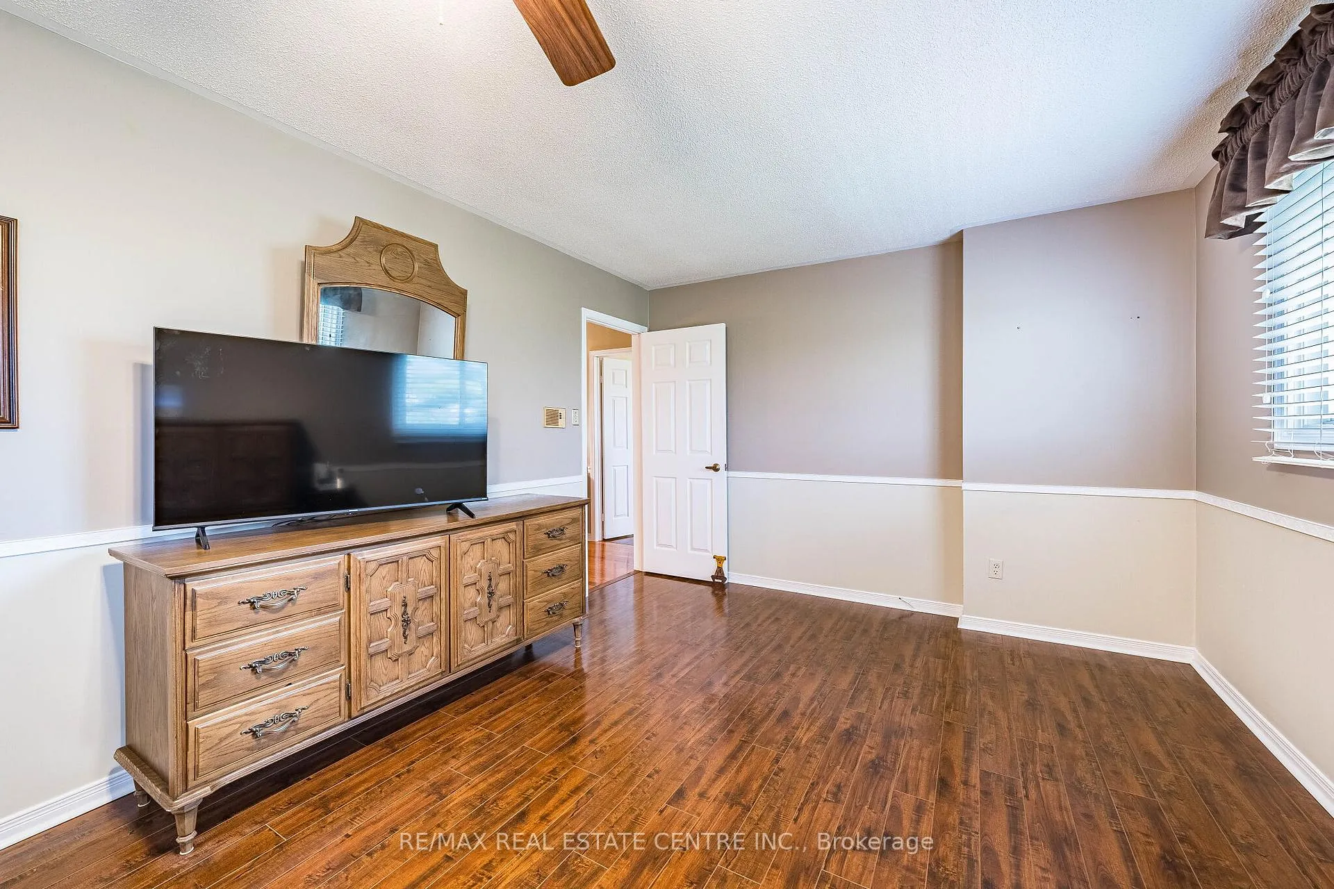 Photo 22 of 19 Mossbank Drive, Brampton, Fletcher's Creek South — HOMEH