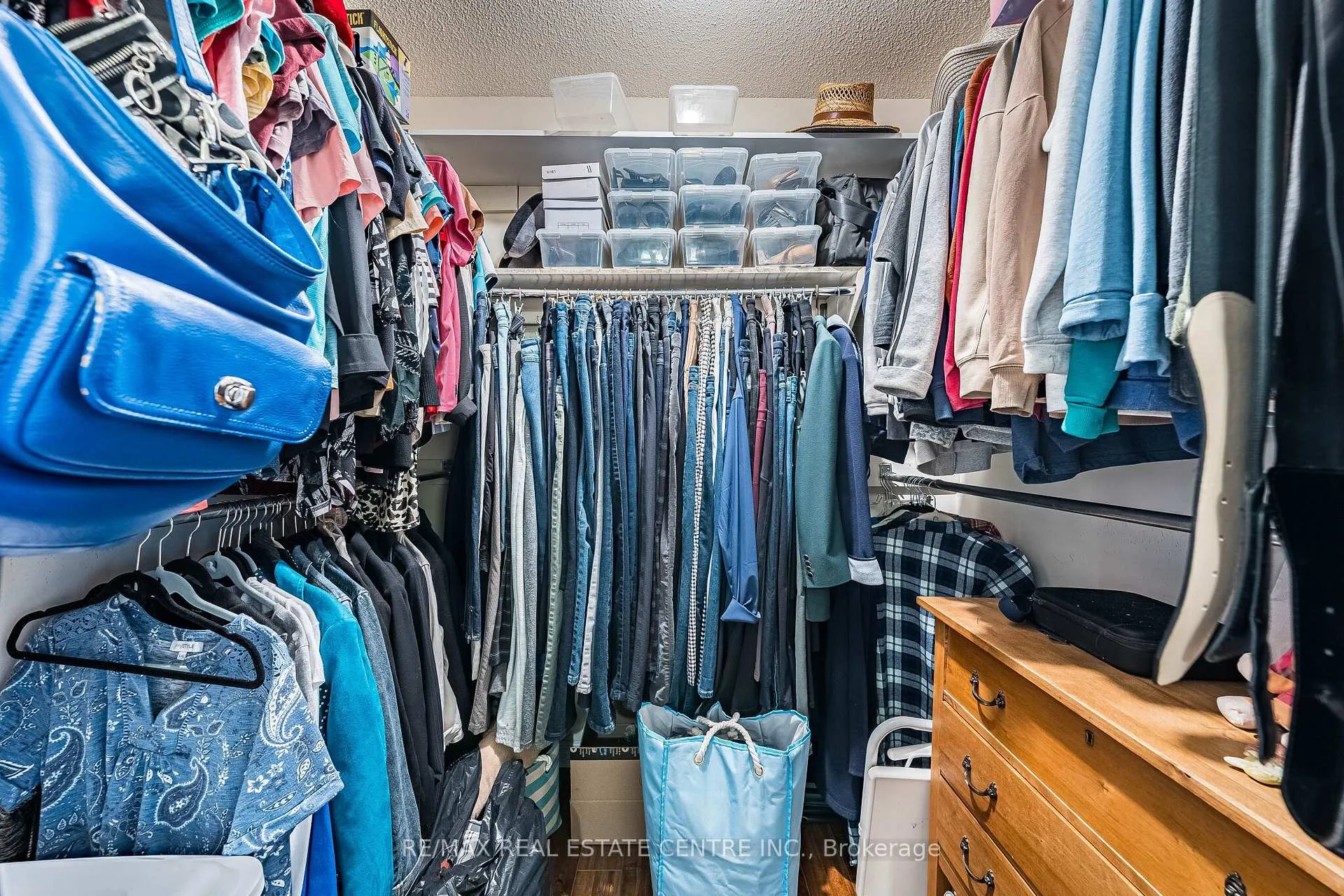 Photo 25 of 19 Mossbank Drive, Brampton, Fletcher's Creek South — HOMEH