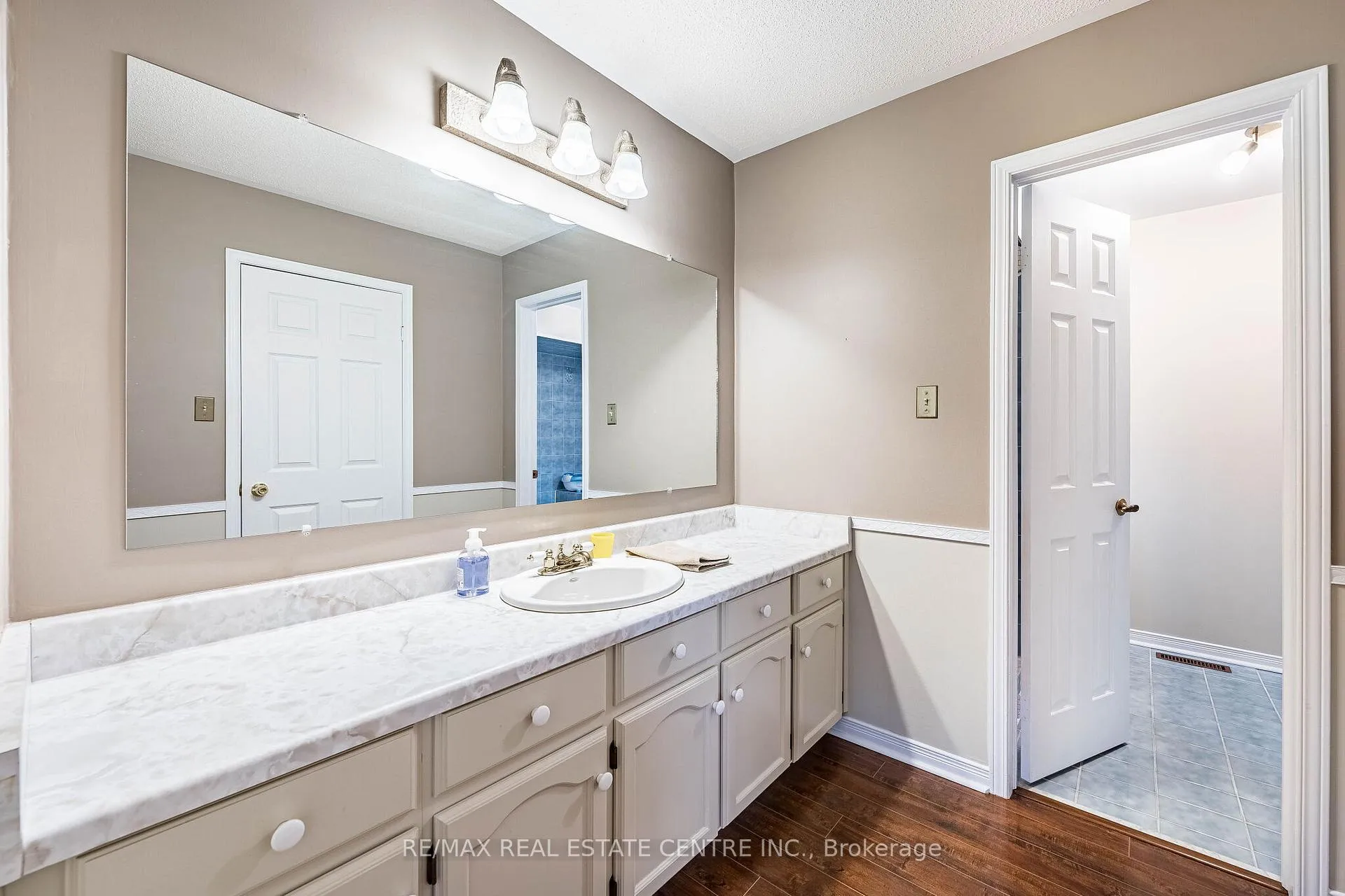 Photo 26 of 19 Mossbank Drive, Brampton, Fletcher's Creek South — HOMEH