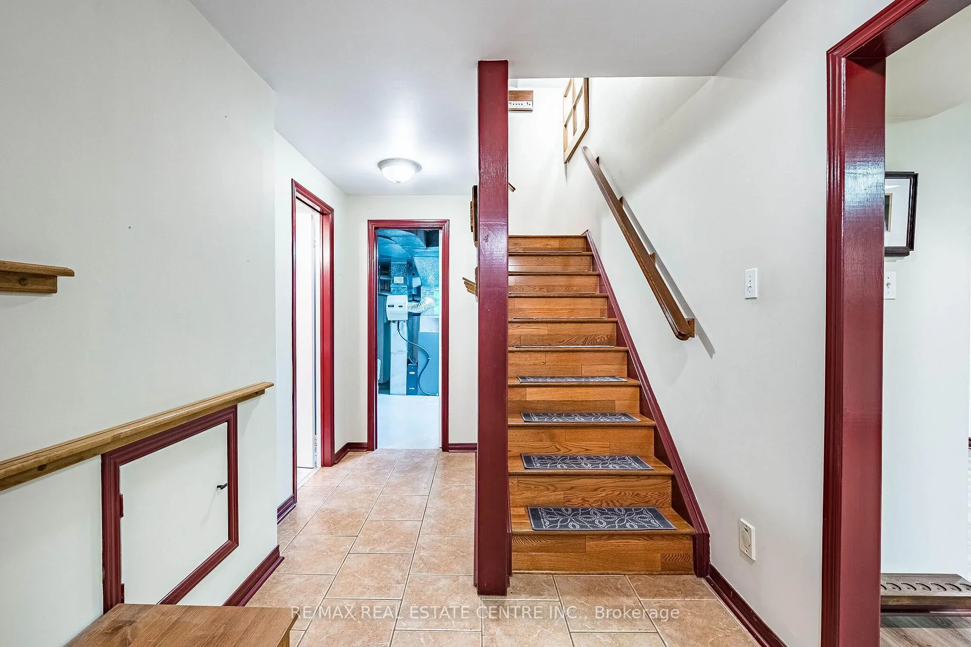 Photo 33 of 19 Mossbank Drive, Brampton, Fletcher's Creek South — HOMEH