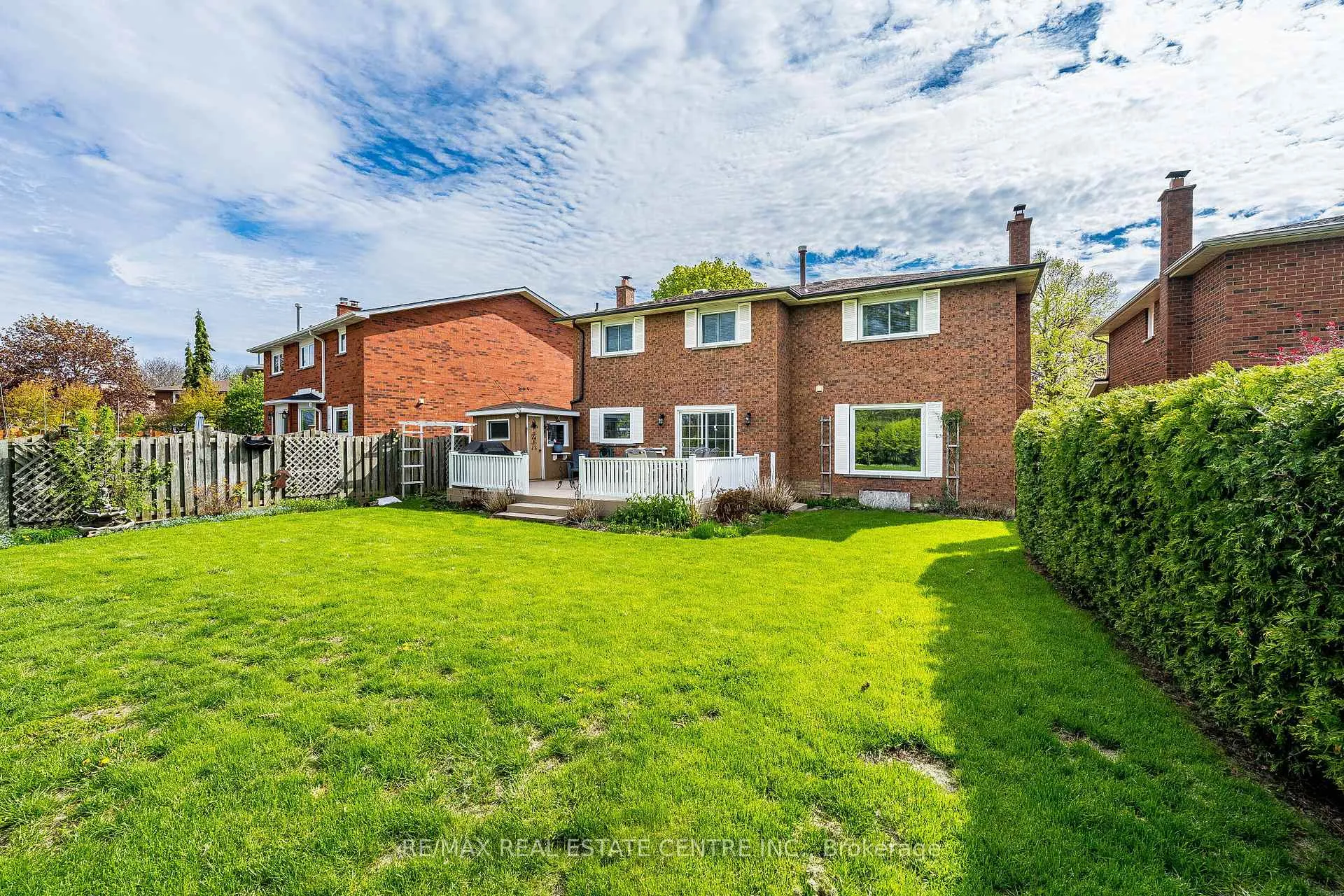 Photo 47 of 19 Mossbank Drive, Brampton, Fletcher's Creek South — HOMEH