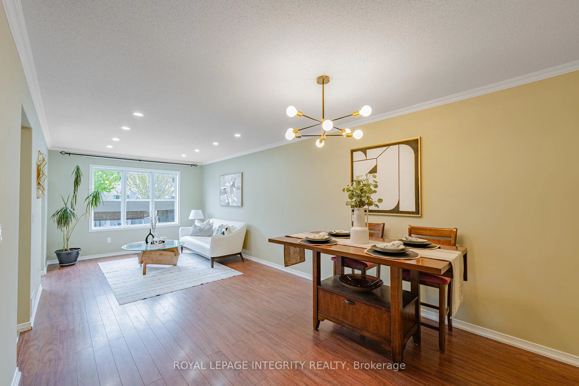 Photo 4 of 319 Glenbrae Avenue, Ottawa, Kanata - Morgan's Grant/South March — HOMEH