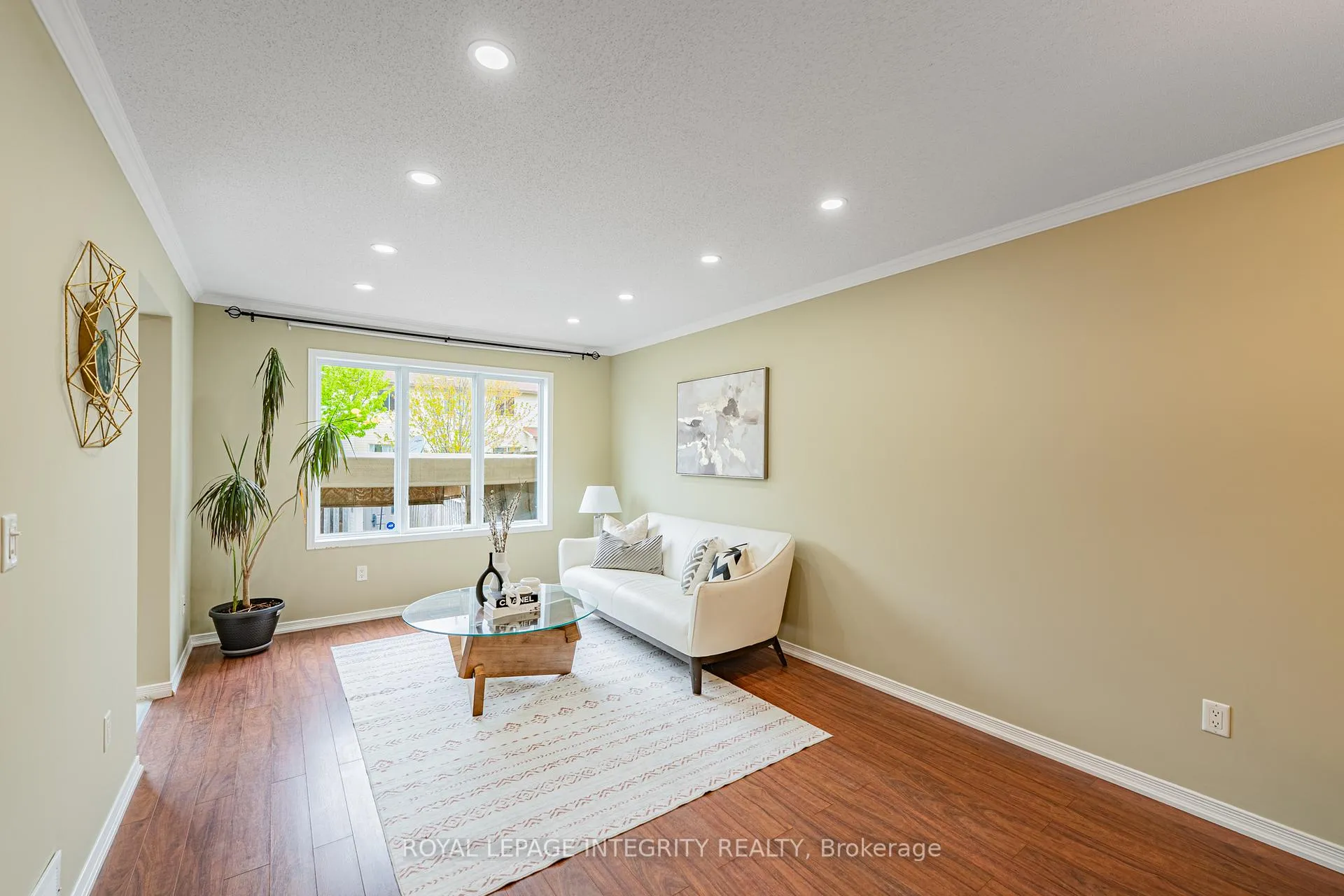 Photo 5 of 319 Glenbrae Avenue, Ottawa, Kanata - Morgan's Grant/South March — HOMEH
