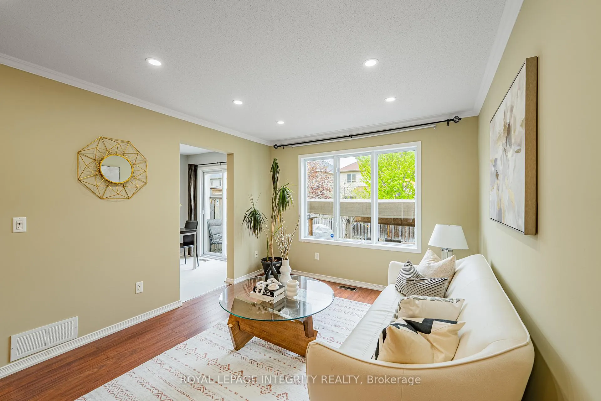 Photo 6 of 319 Glenbrae Avenue, Ottawa, Kanata - Morgan's Grant/South March — HOMEH