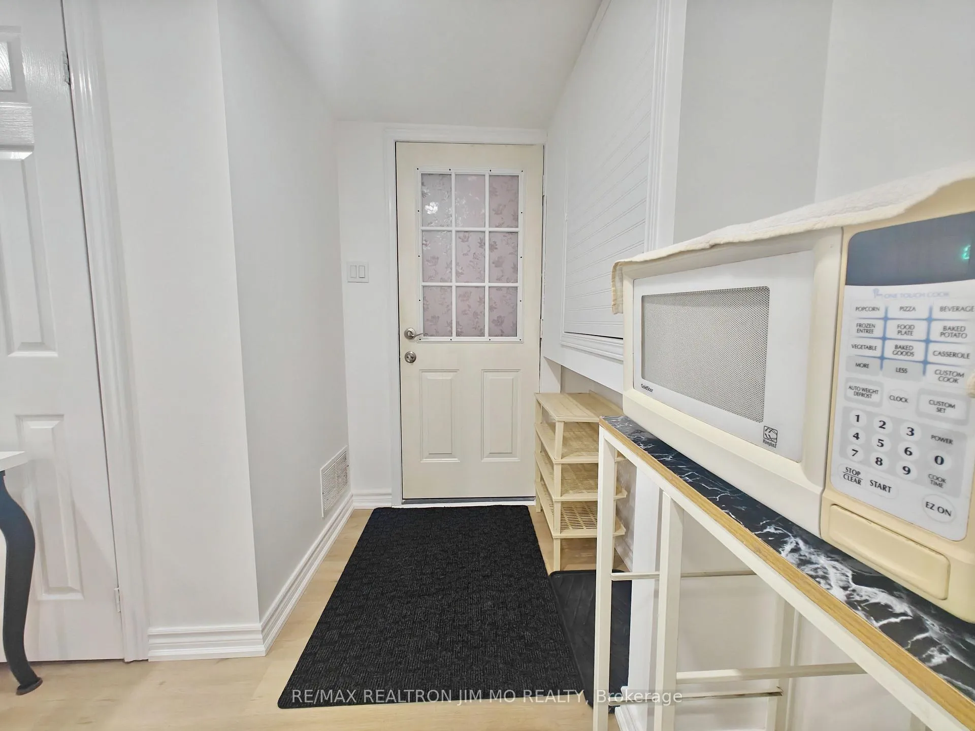 Photo 9 of 149 Sassafras Circle, Vaughan, Patterson — HOMEH