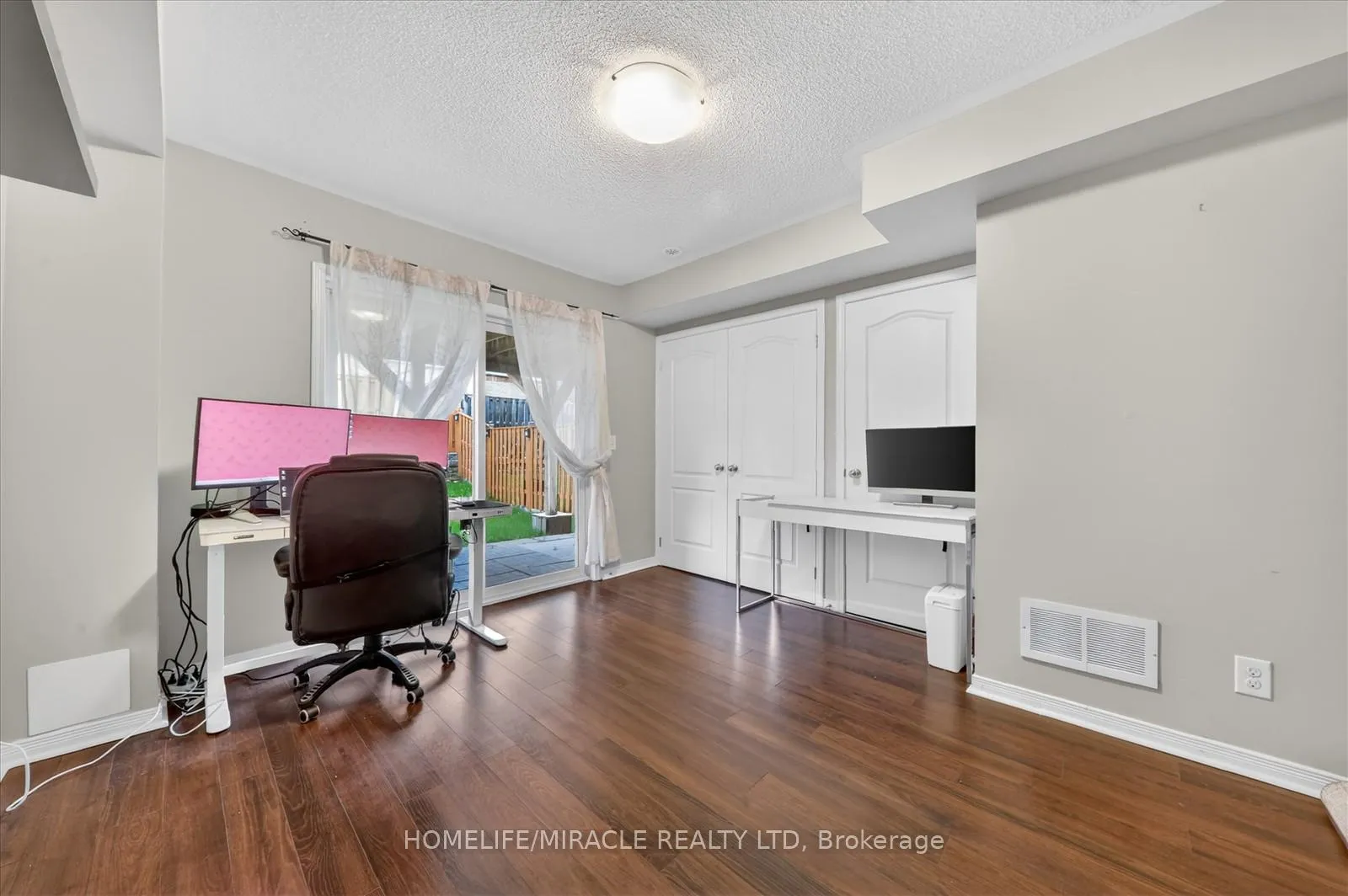 Photo 7 of 7559 Chinguacousy Road, Brampton, Bram West — HOMEH