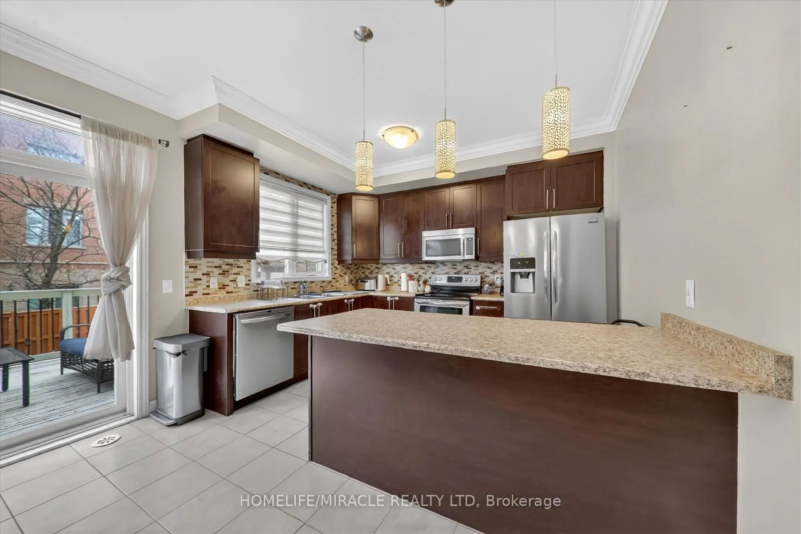 Photo 17 of 7559 Chinguacousy Road, Brampton, Bram West — HOMEH