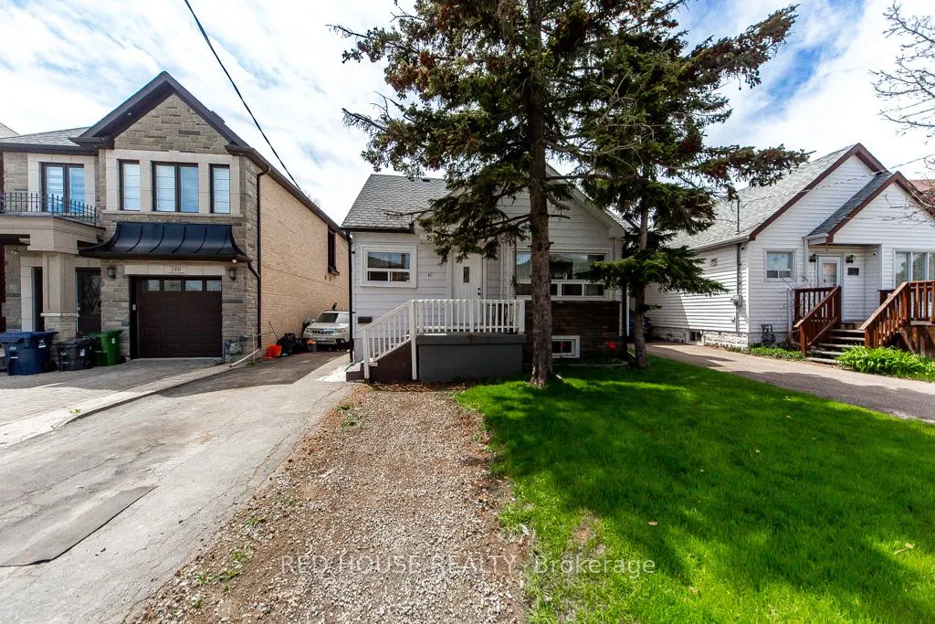 Photo 24 of 40 North Woodrow Boulevard, Scarborough, Clairlea-Birchmount — HOMEH