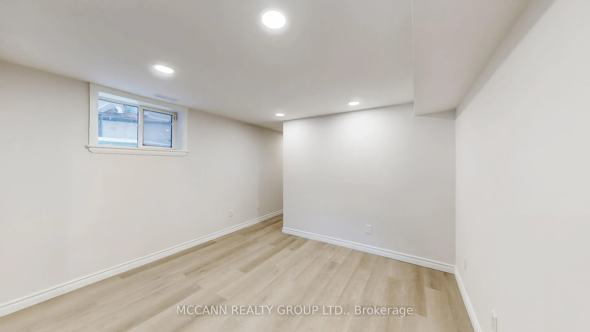 Photo 3 of 274 Boon Avenue, Toronto, Caledonia-Fairbank — HOMEH