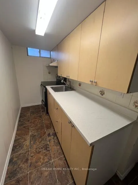 Photo 3 of Unit Basement, 221 Marlott Road, Vaughan, Maple — HOMEH