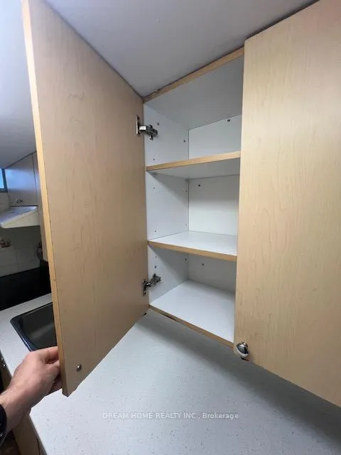 Photo 4 of Unit Basement, 221 Marlott Road, Vaughan, Maple — HOMEH