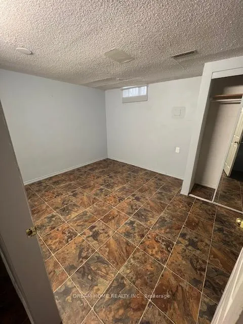 Photo 10 of Unit Basement, 221 Marlott Road, Vaughan, Maple — HOMEH