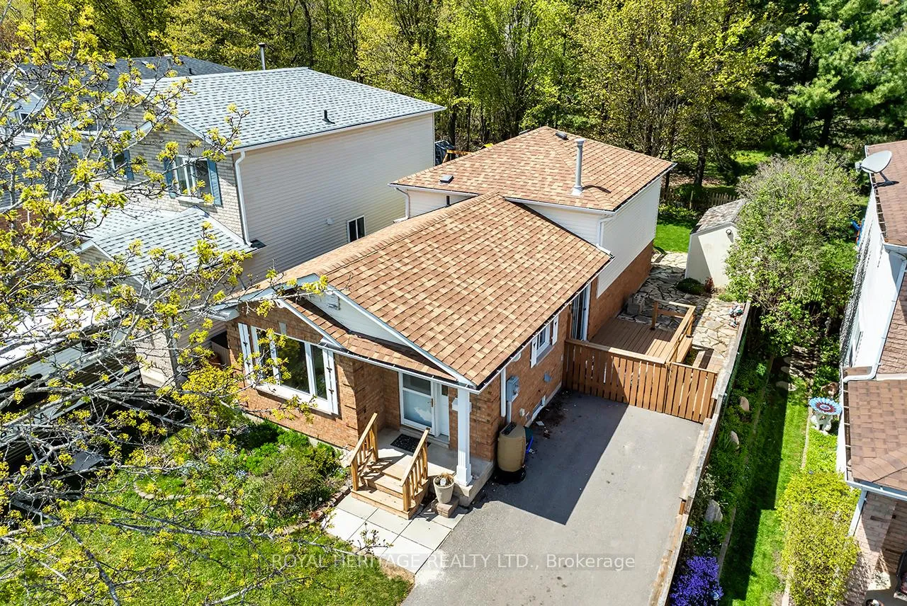 Photo 2 of 34 Nina Court, Cavan Monaghan, Millbrook Village — HOMEH