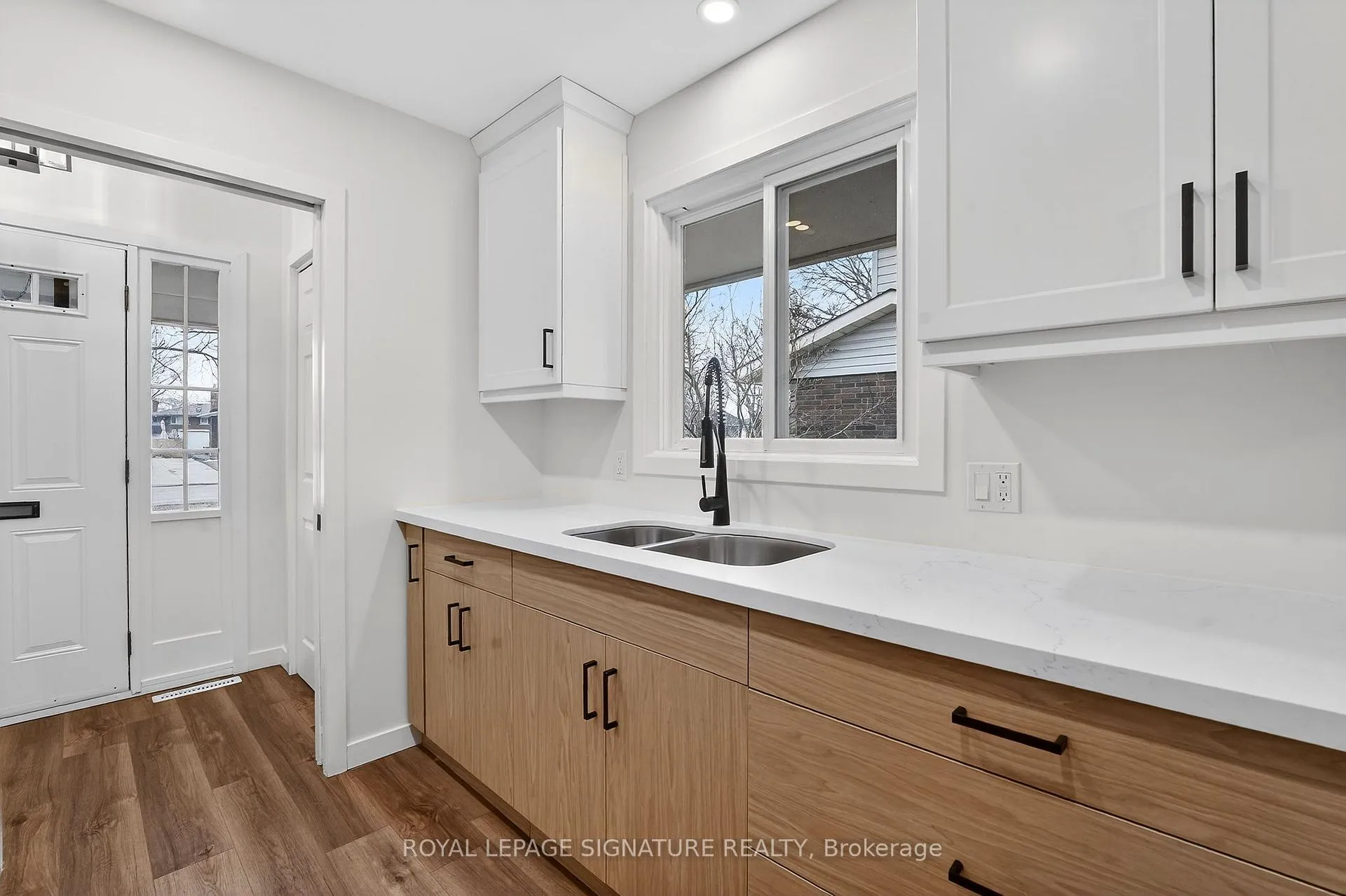 Photo 12 of 55 Burness Drive, St. Catharines, Secord Woods — HOMEH