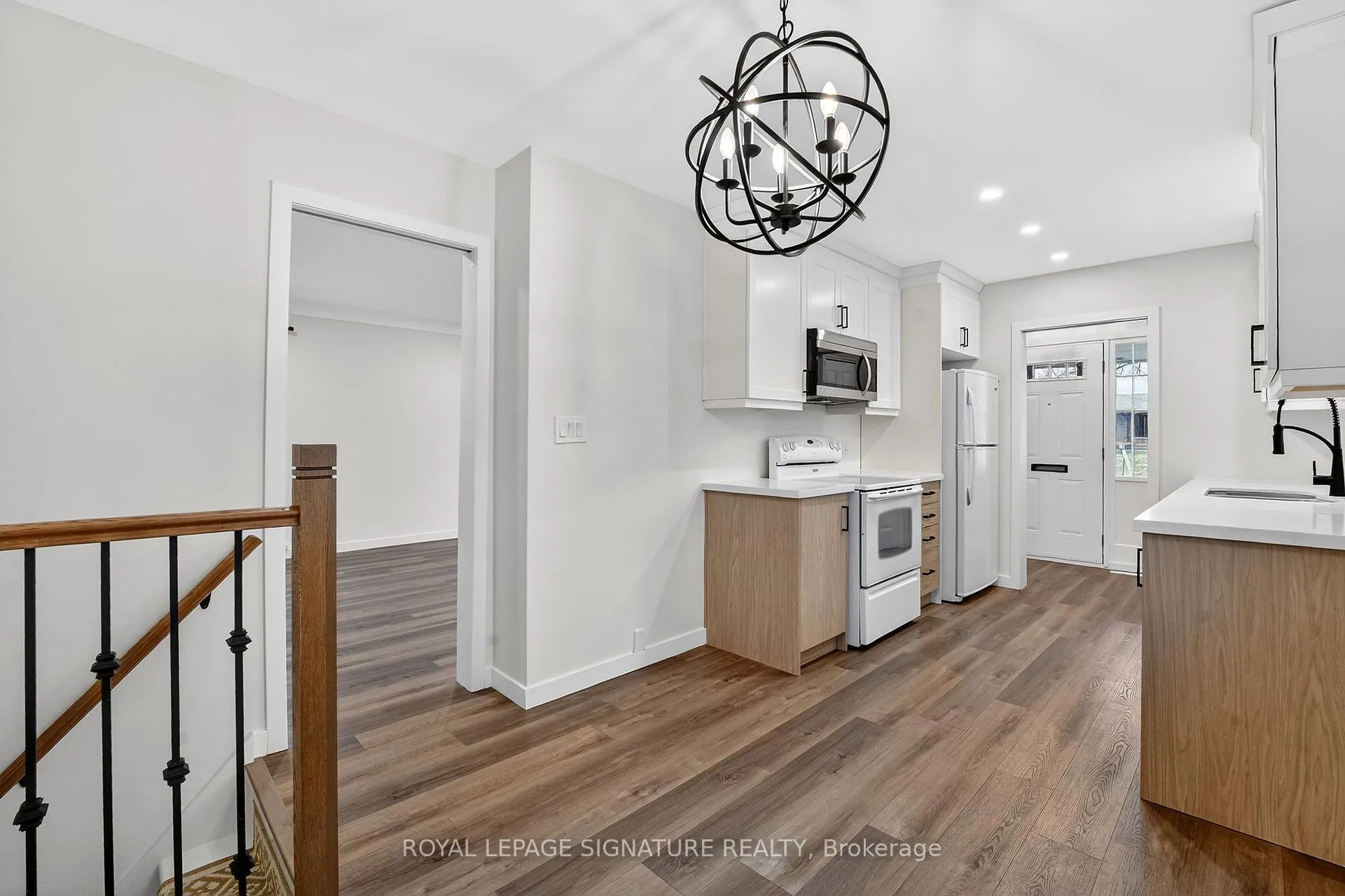 Photo 13 of 55 Burness Drive, St. Catharines, Secord Woods — HOMEH