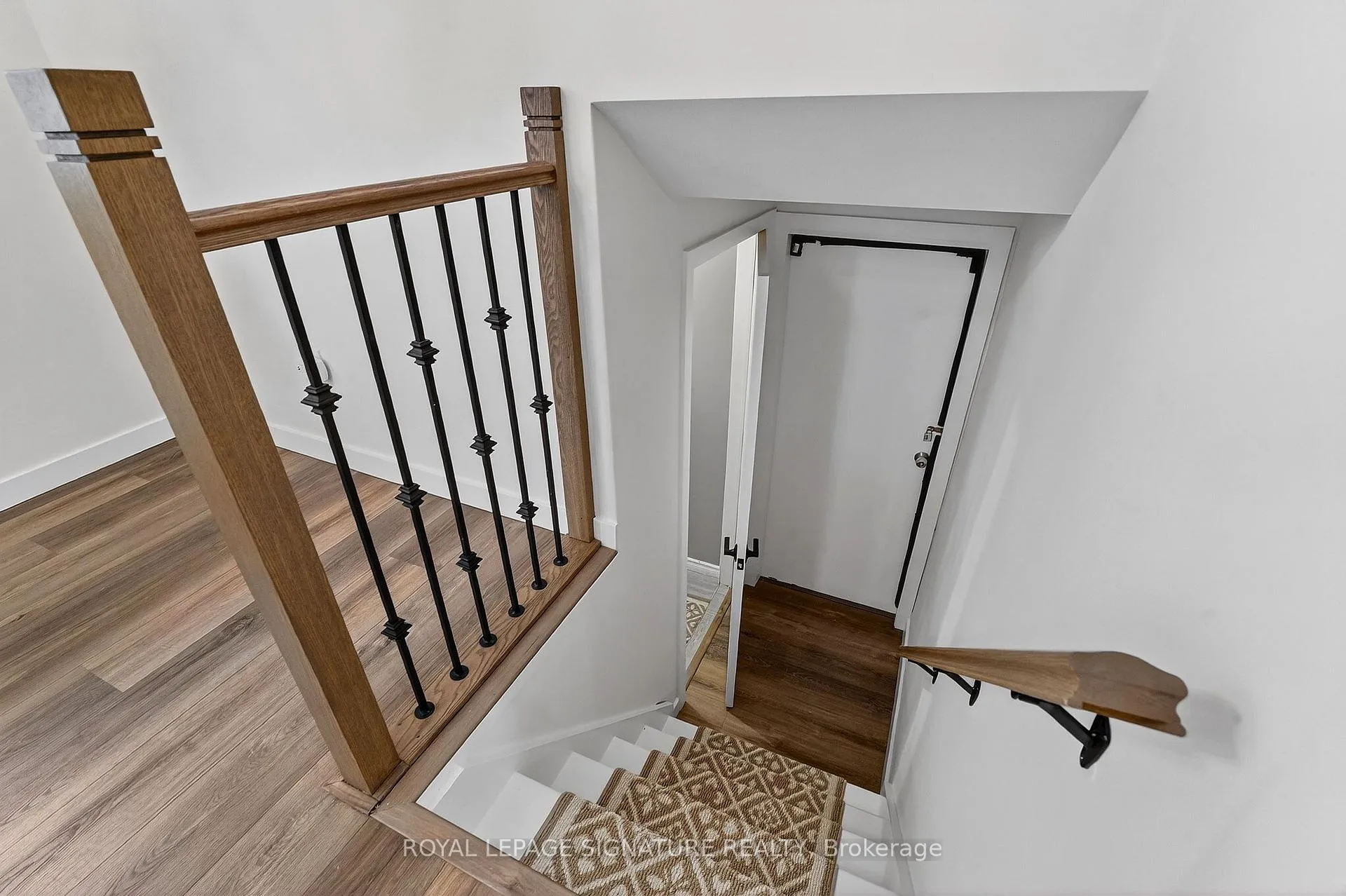 Photo 15 of 55 Burness Drive, St. Catharines, Secord Woods — HOMEH