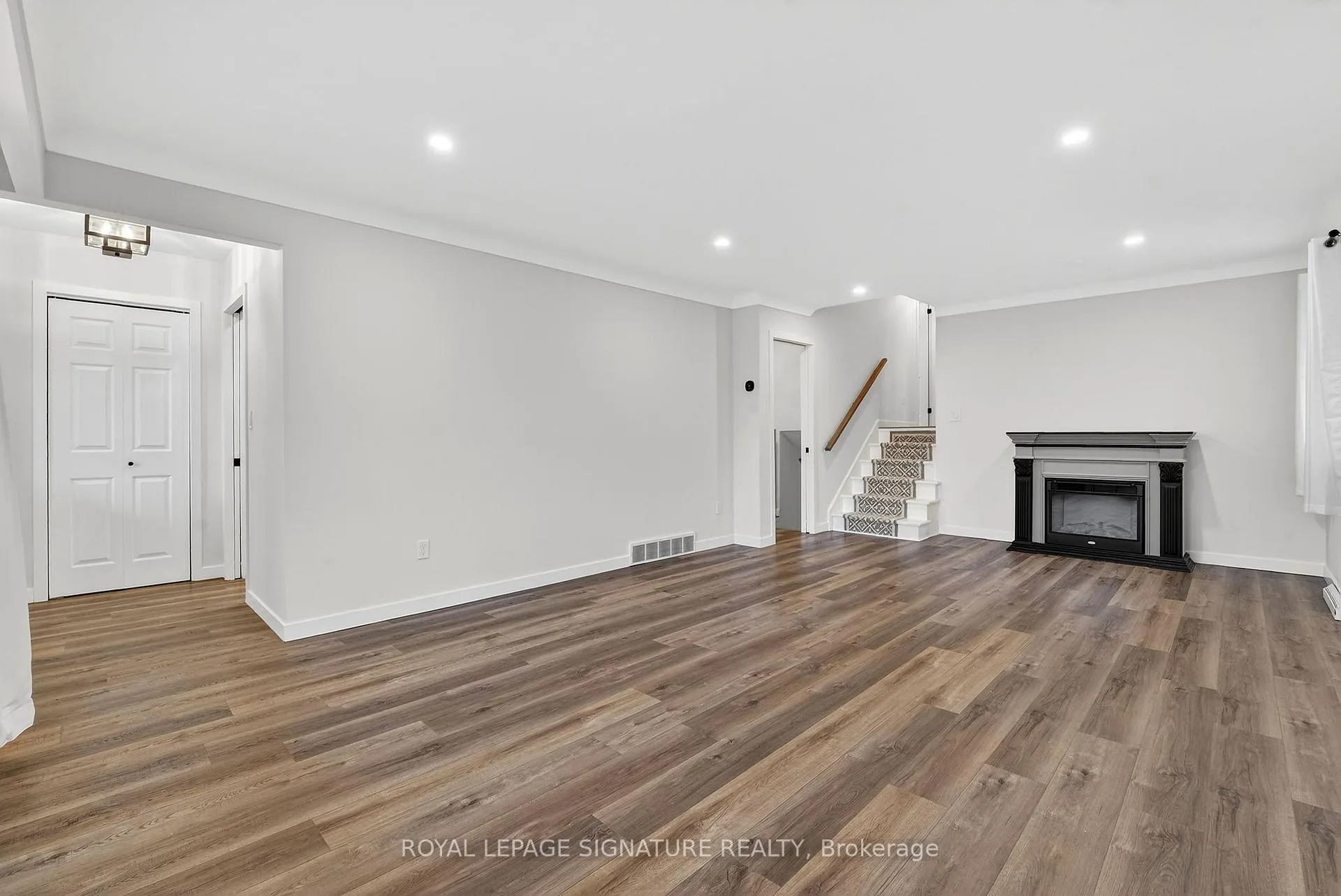 Photo 19 of 55 Burness Drive, St. Catharines, Secord Woods — HOMEH