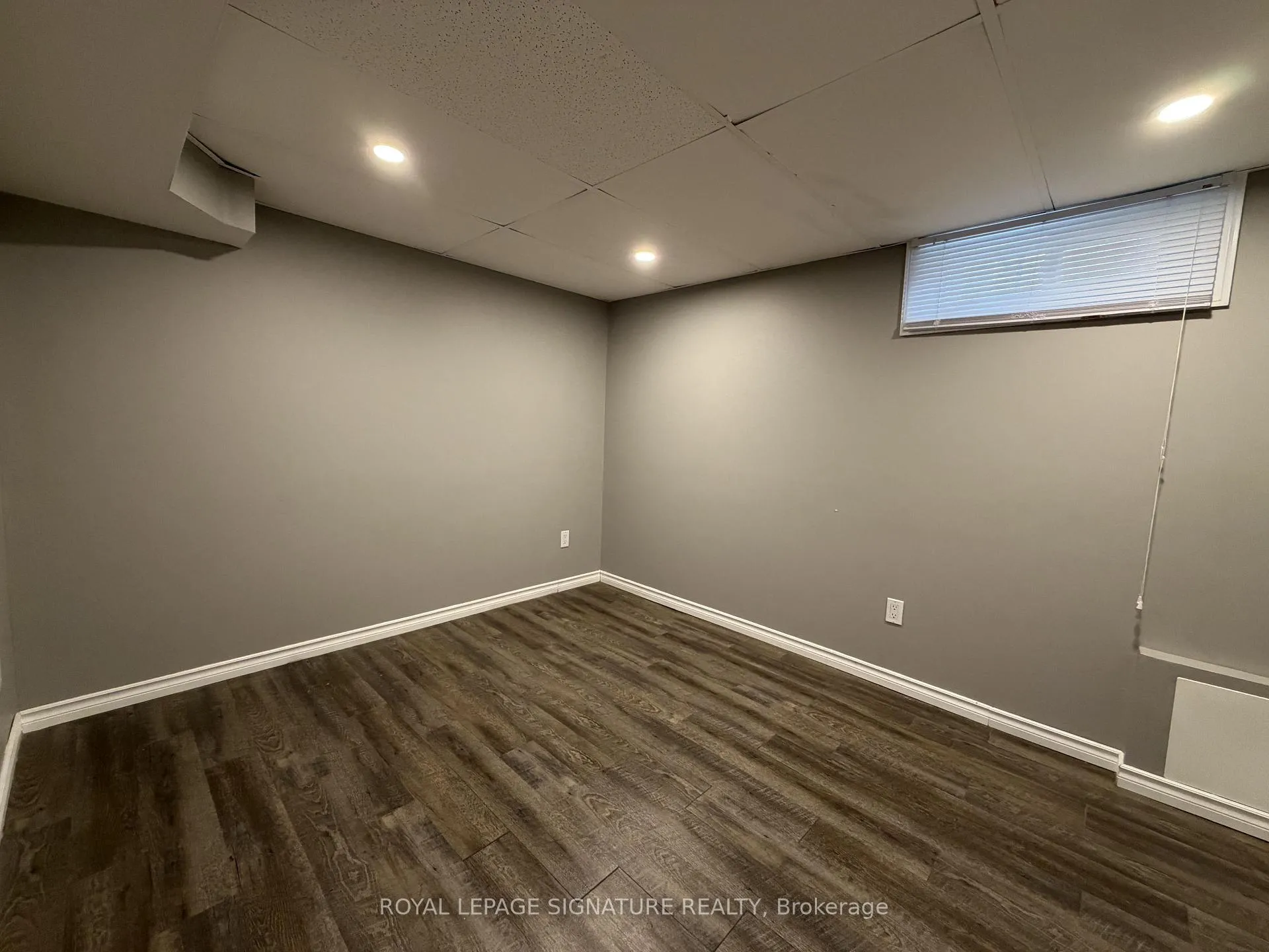 Photo 40 of 55 Burness Drive, St. Catharines, Secord Woods — HOMEH