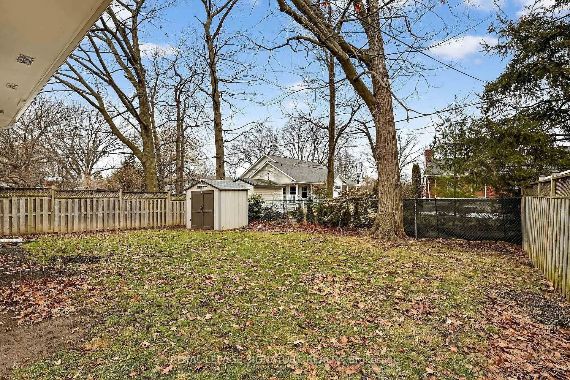 Photo 46 of 55 Burness Drive, St. Catharines, Secord Woods — HOMEH