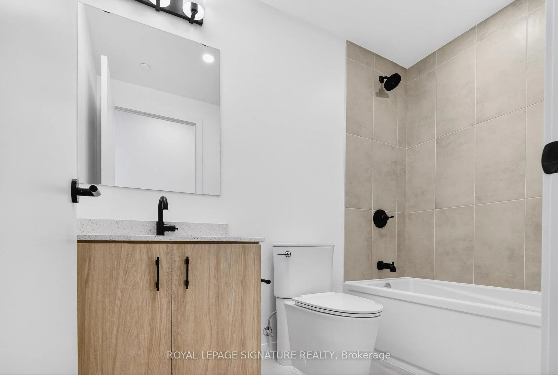Photo 6 of Unit C1207, 4878 Powers Common, Burlington, Alton — HOMEH