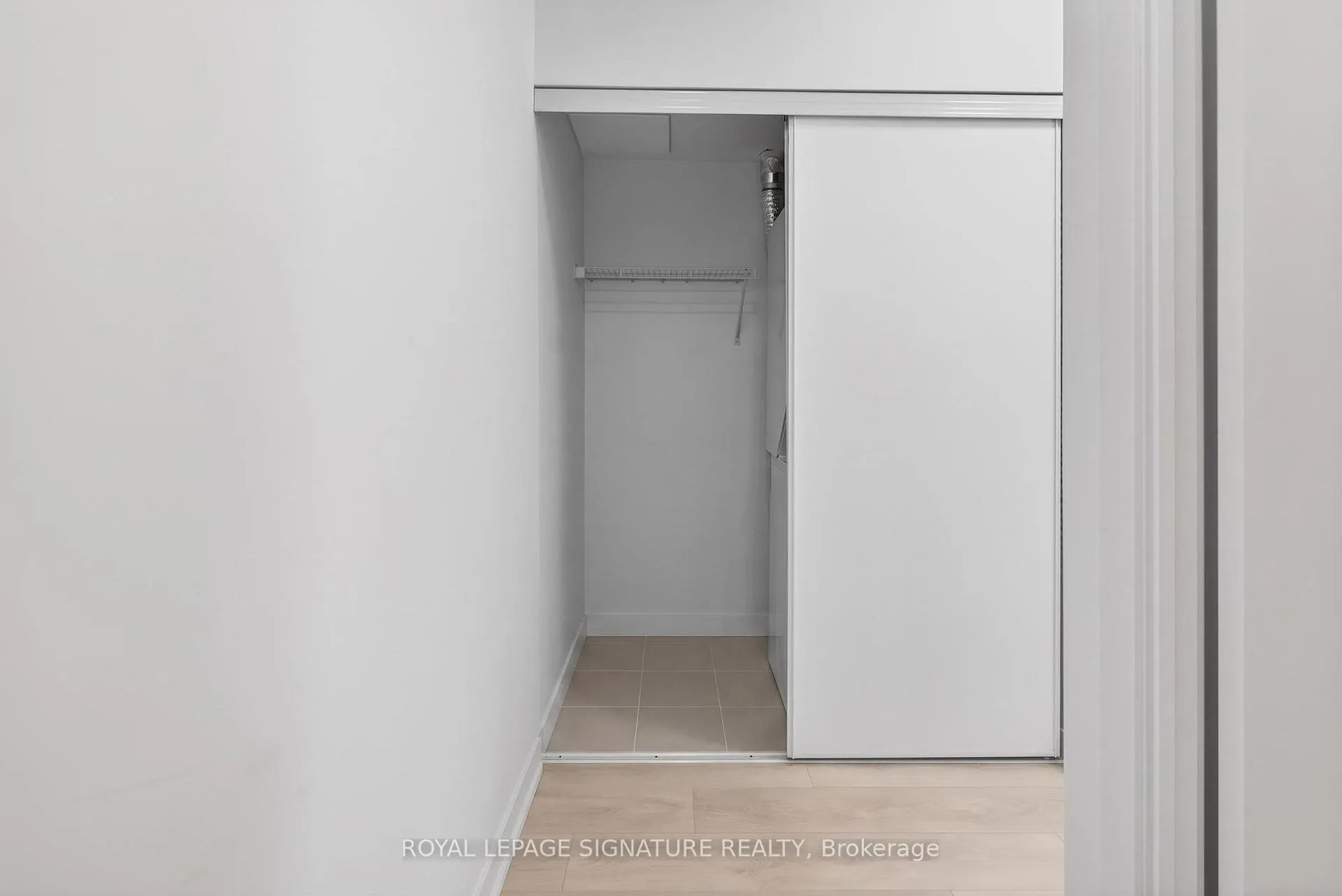 Photo 8 of Unit C1207, 4878 Powers Common, Burlington, Alton — HOMEH