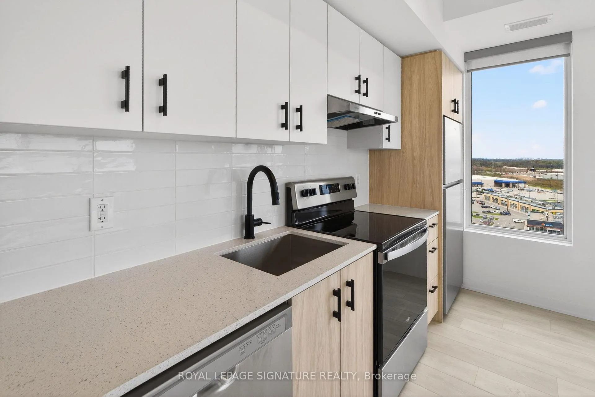 Photo 18 of Unit C1207, 4878 Powers Common, Burlington, Alton — HOMEH