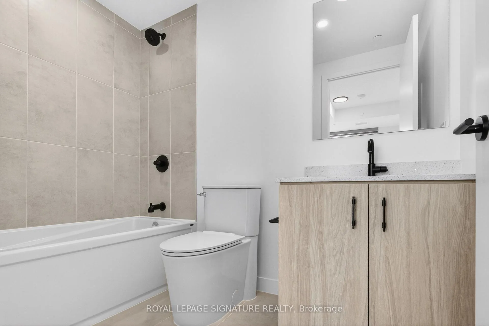 Photo 27 of Unit C1207, 4878 Powers Common, Burlington, Alton — HOMEH