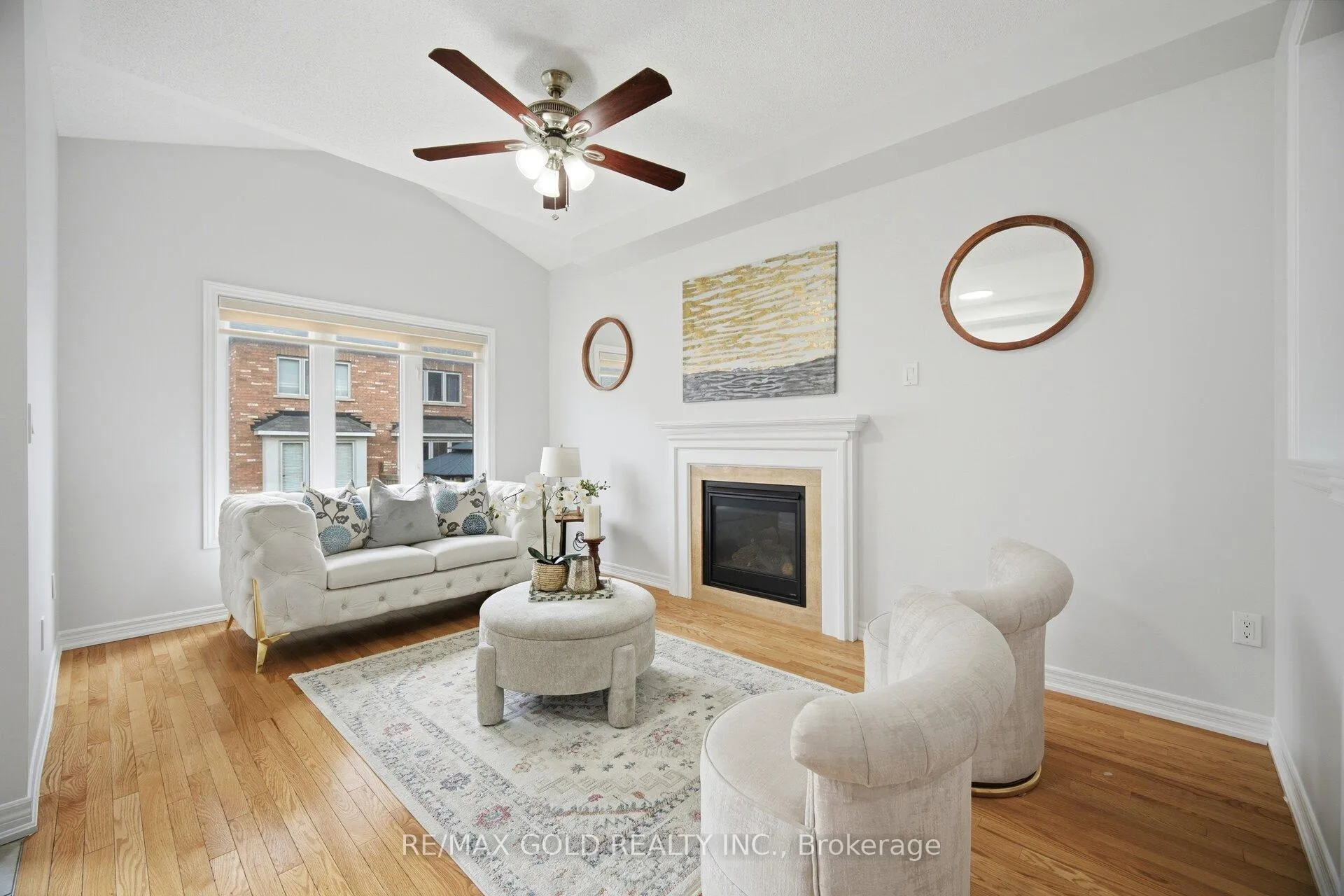 Photo 13 of 49 Interlude Drive, Brampton, Credit Valley — HOMEH