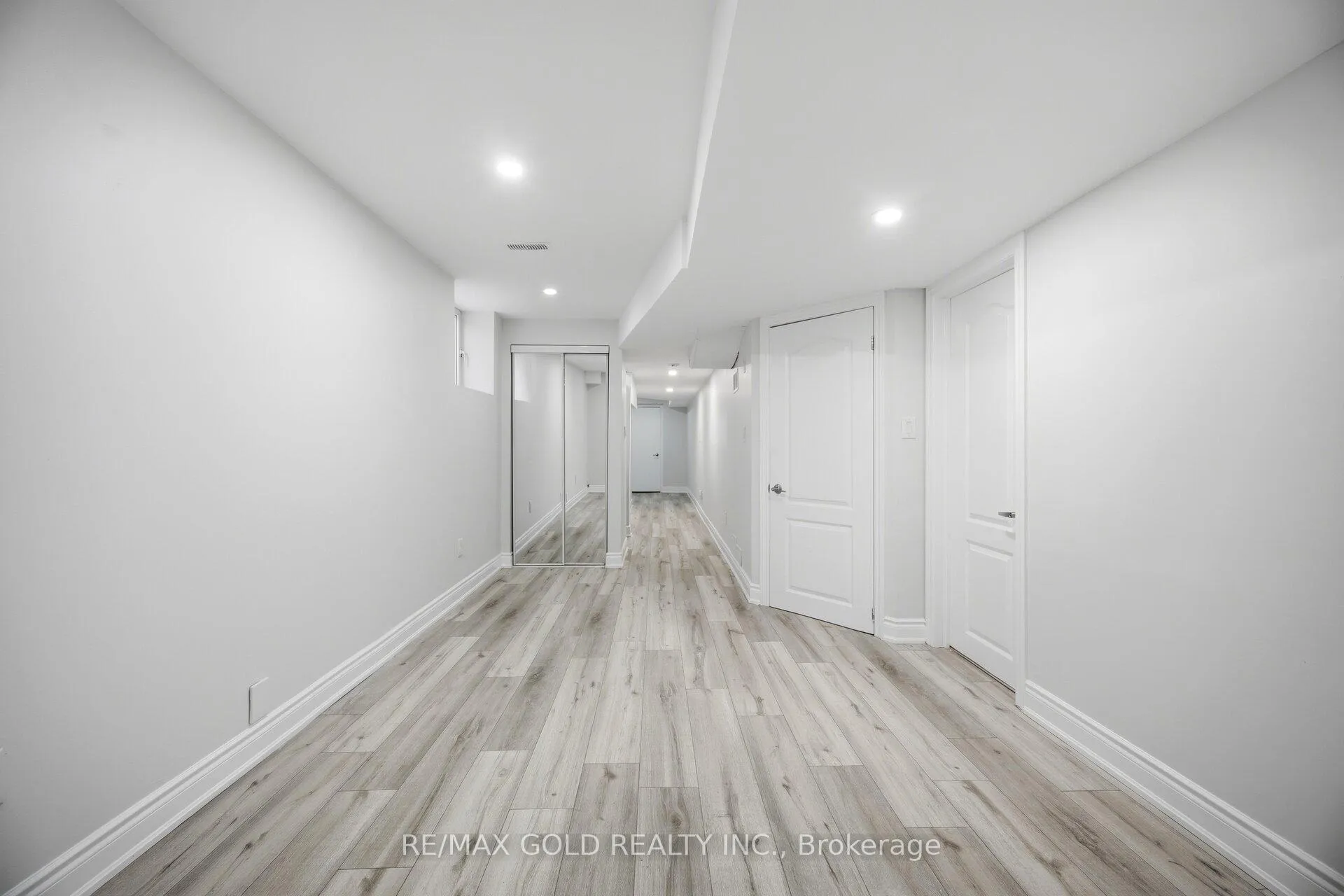 Photo 38 of 49 Interlude Drive, Brampton, Credit Valley — HOMEH