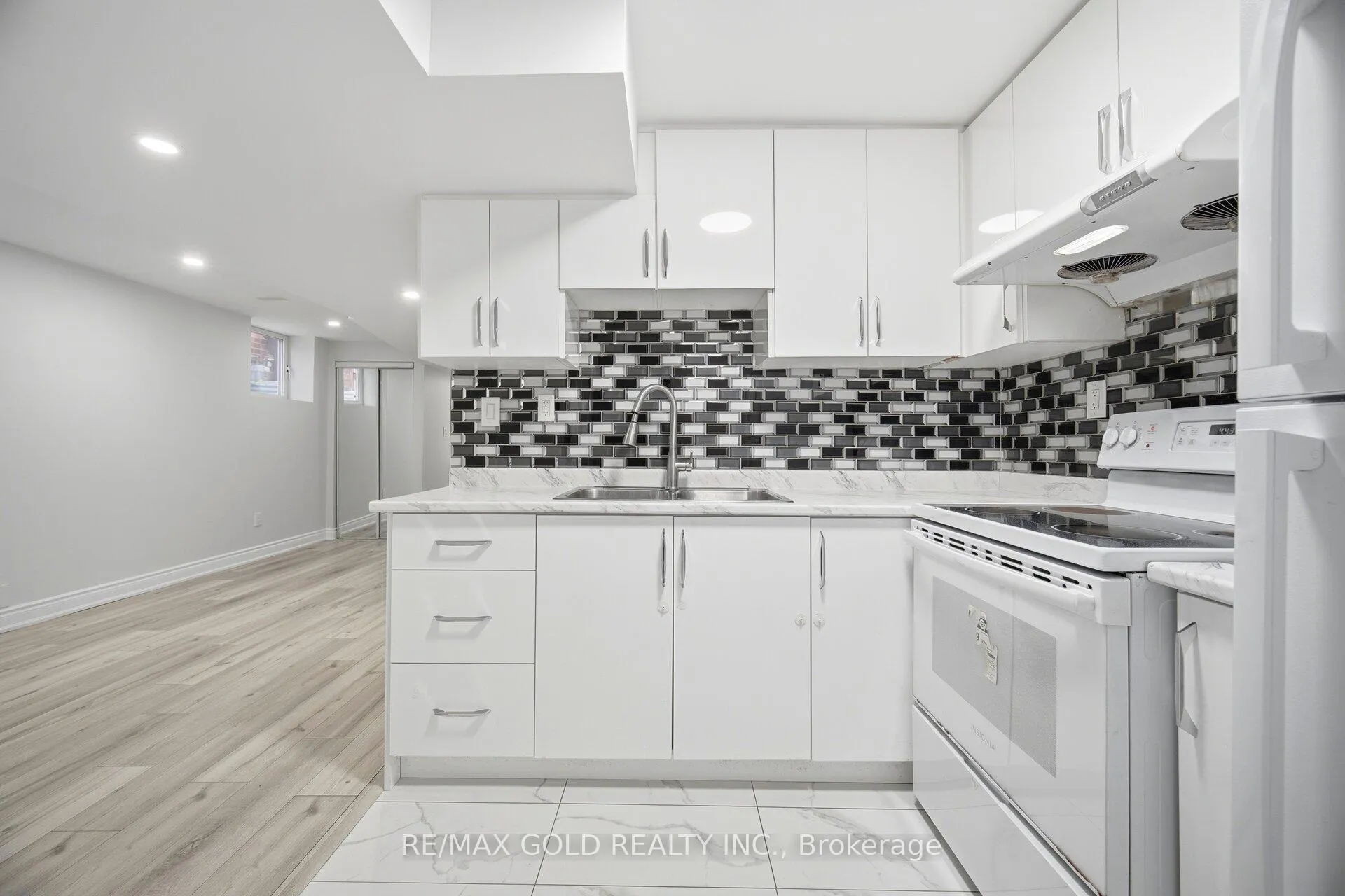 Photo 41 of 49 Interlude Drive, Brampton, Credit Valley — HOMEH