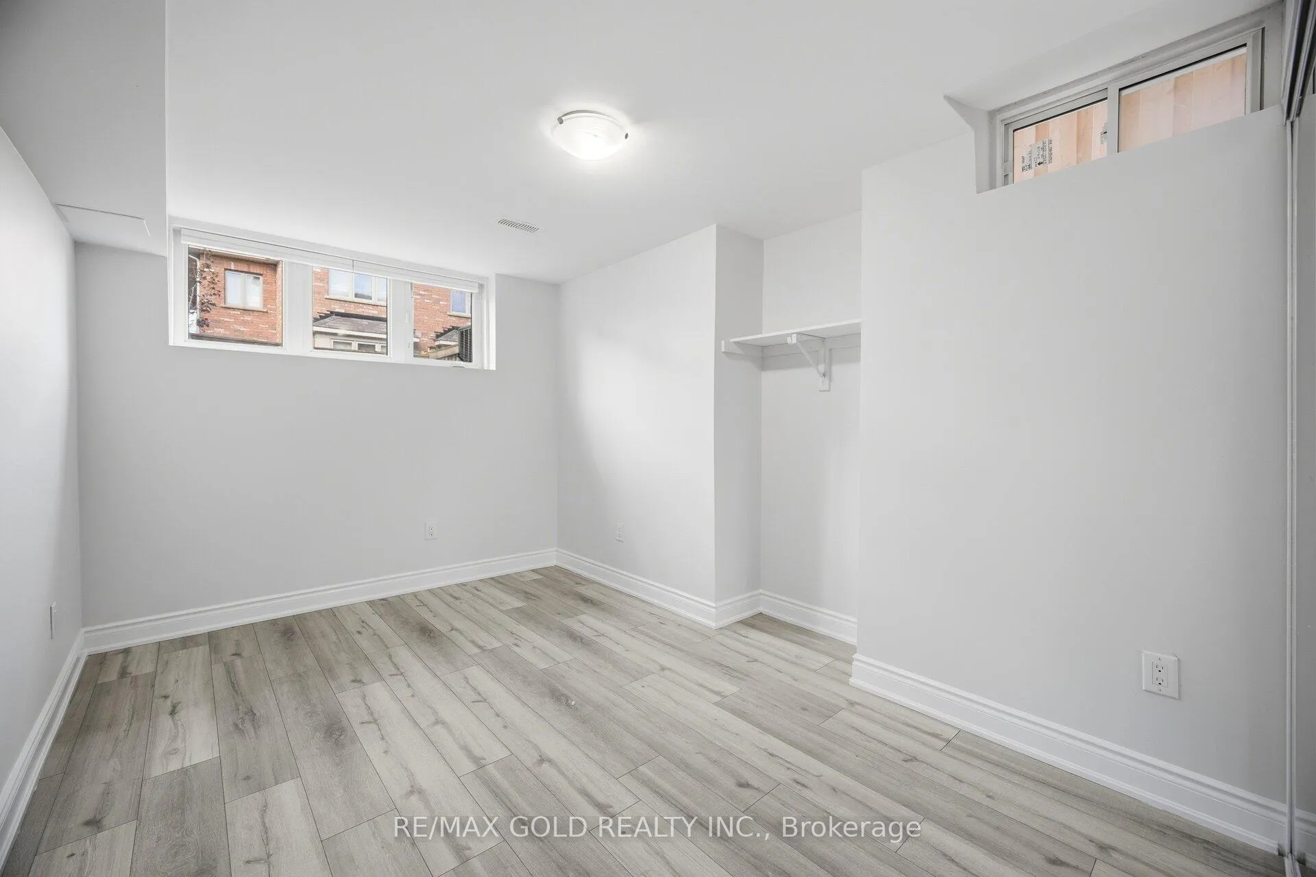 Photo 42 of 49 Interlude Drive, Brampton, Credit Valley — HOMEH