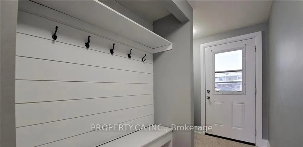 Photo 8 of 43 Barrett Crescent, Barrie, Letitia Heights — HOMEH