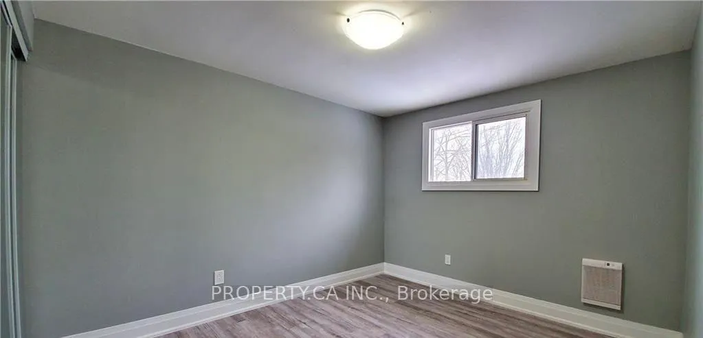 Photo 15 of 43 Barrett Crescent, Barrie, Letitia Heights — HOMEH